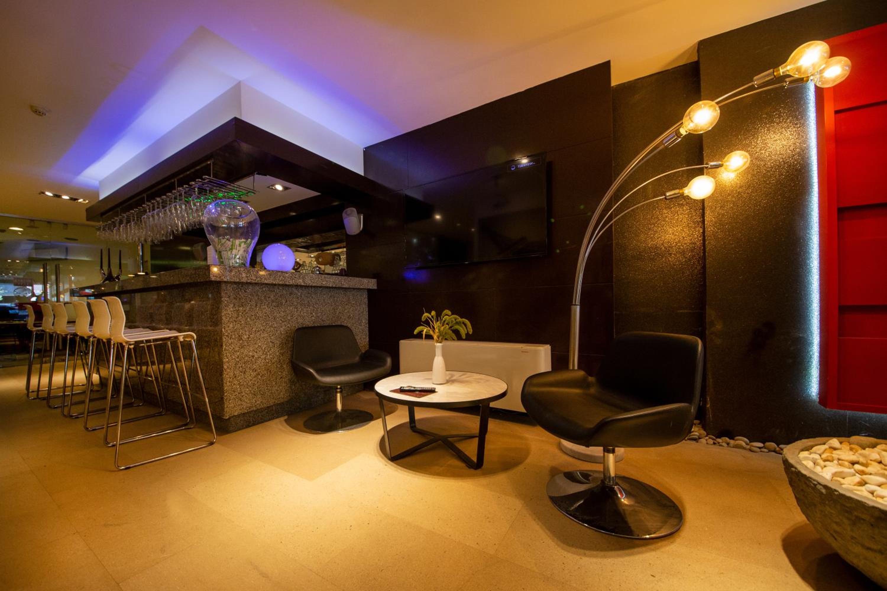 MY Hotel - Image 83