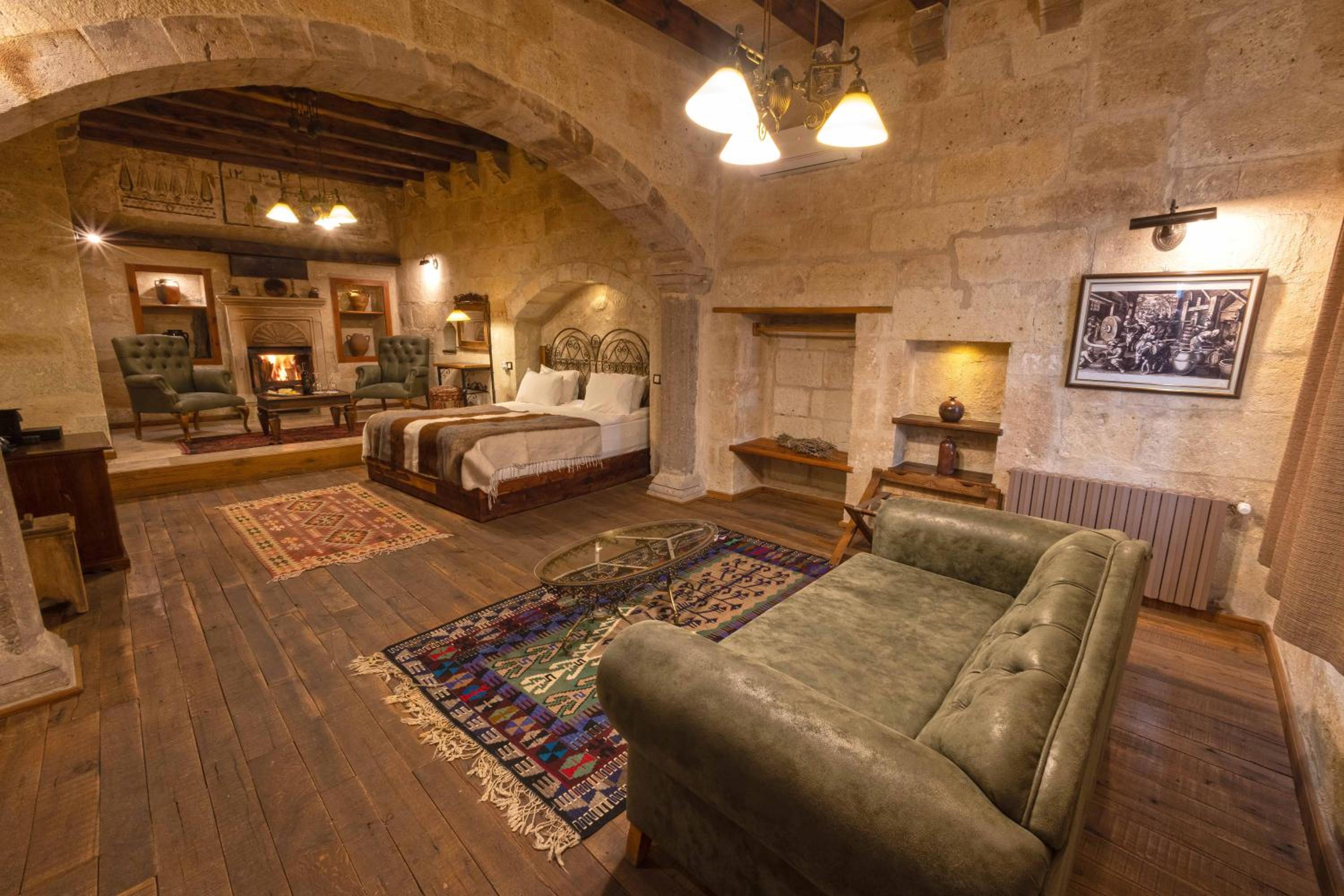 Sultan Cave Suites - Image 40