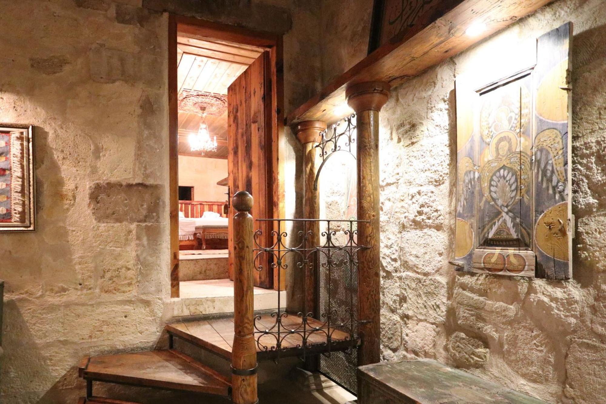Sultan Cave Suites - Image 125
