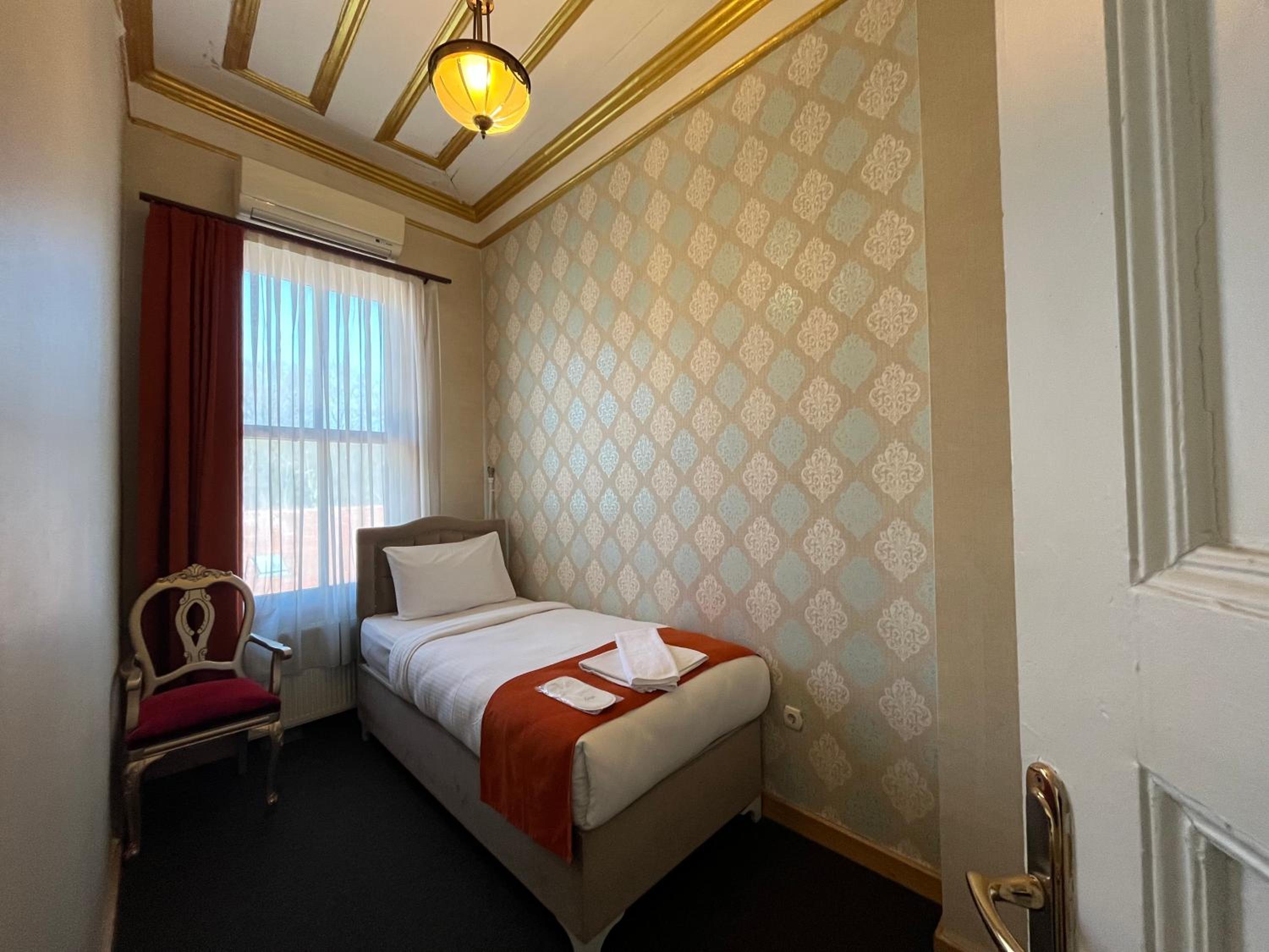 Le Safran Suite Hotel - Image 81