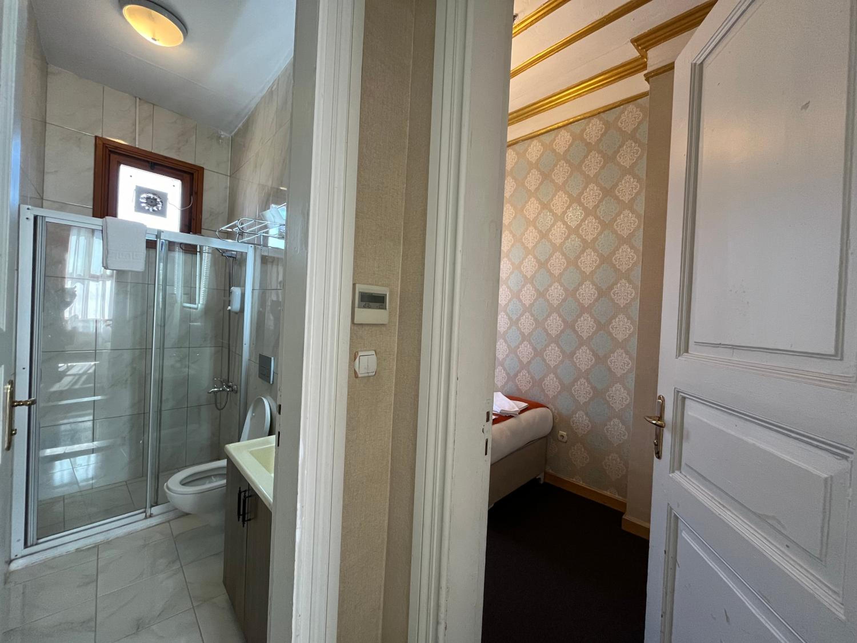 Le Safran Suite Hotel - Image 85