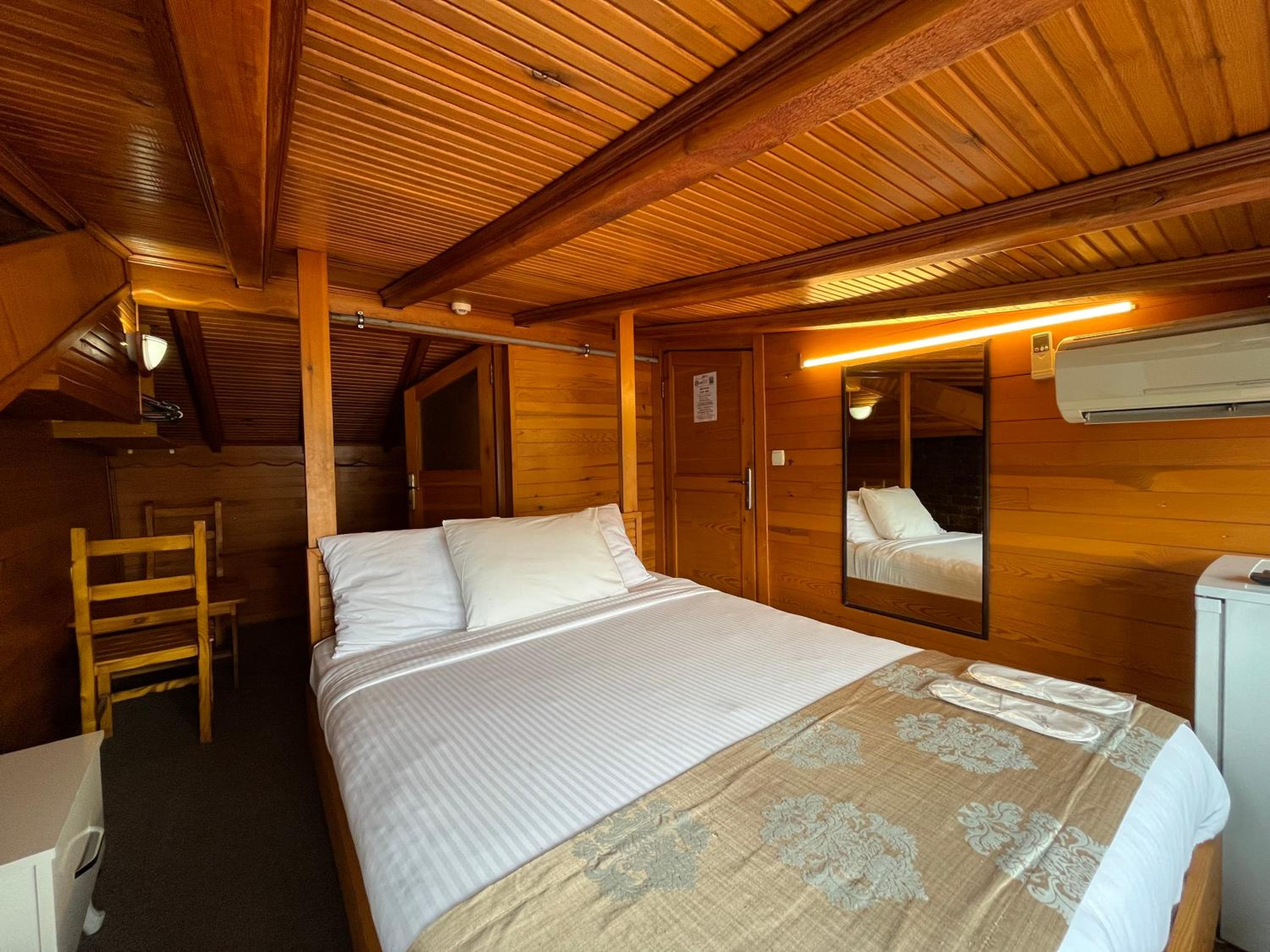 Le Safran Suite Hotel - Image 7