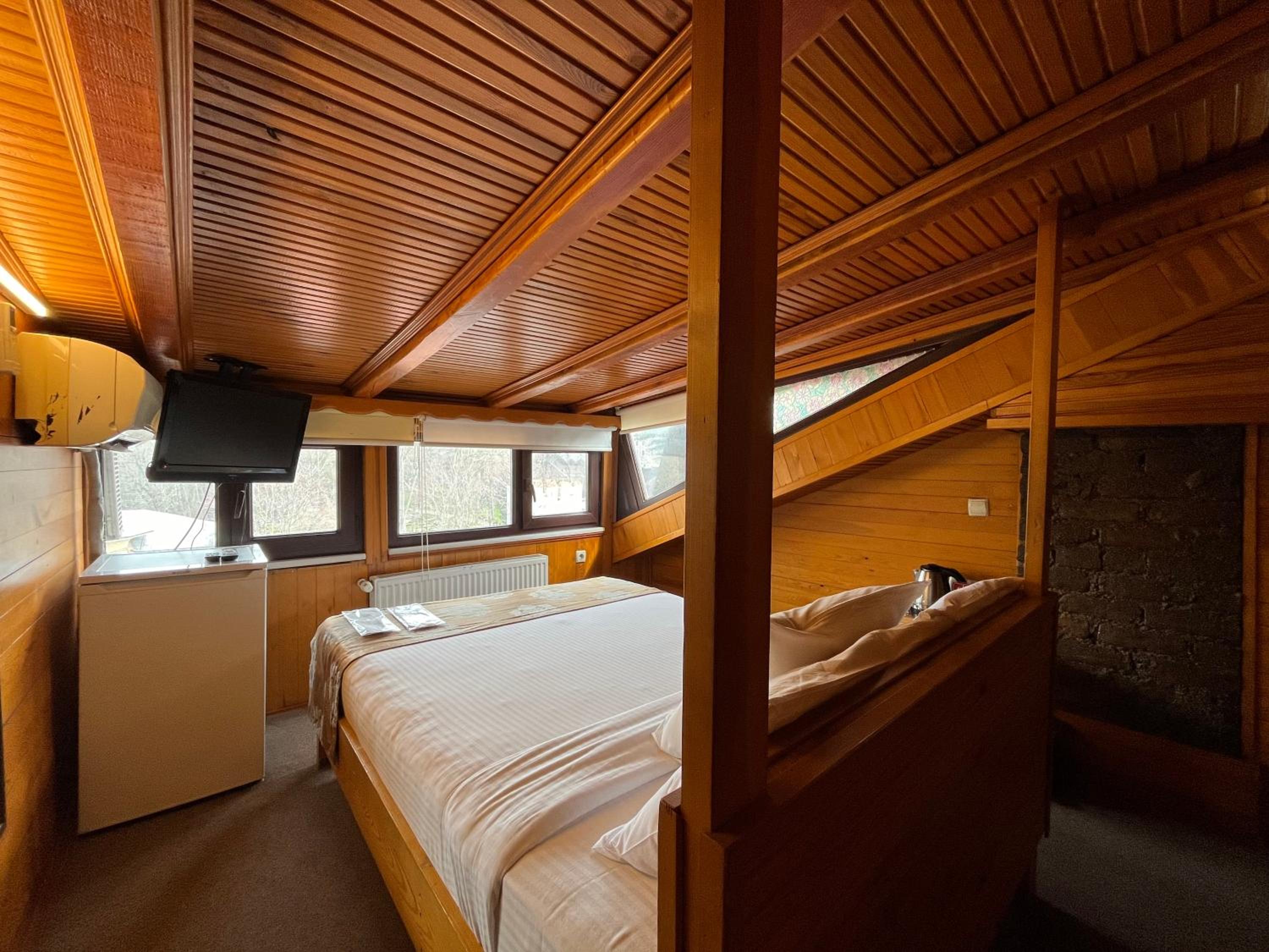 Le Safran Suite Hotel - Image 55