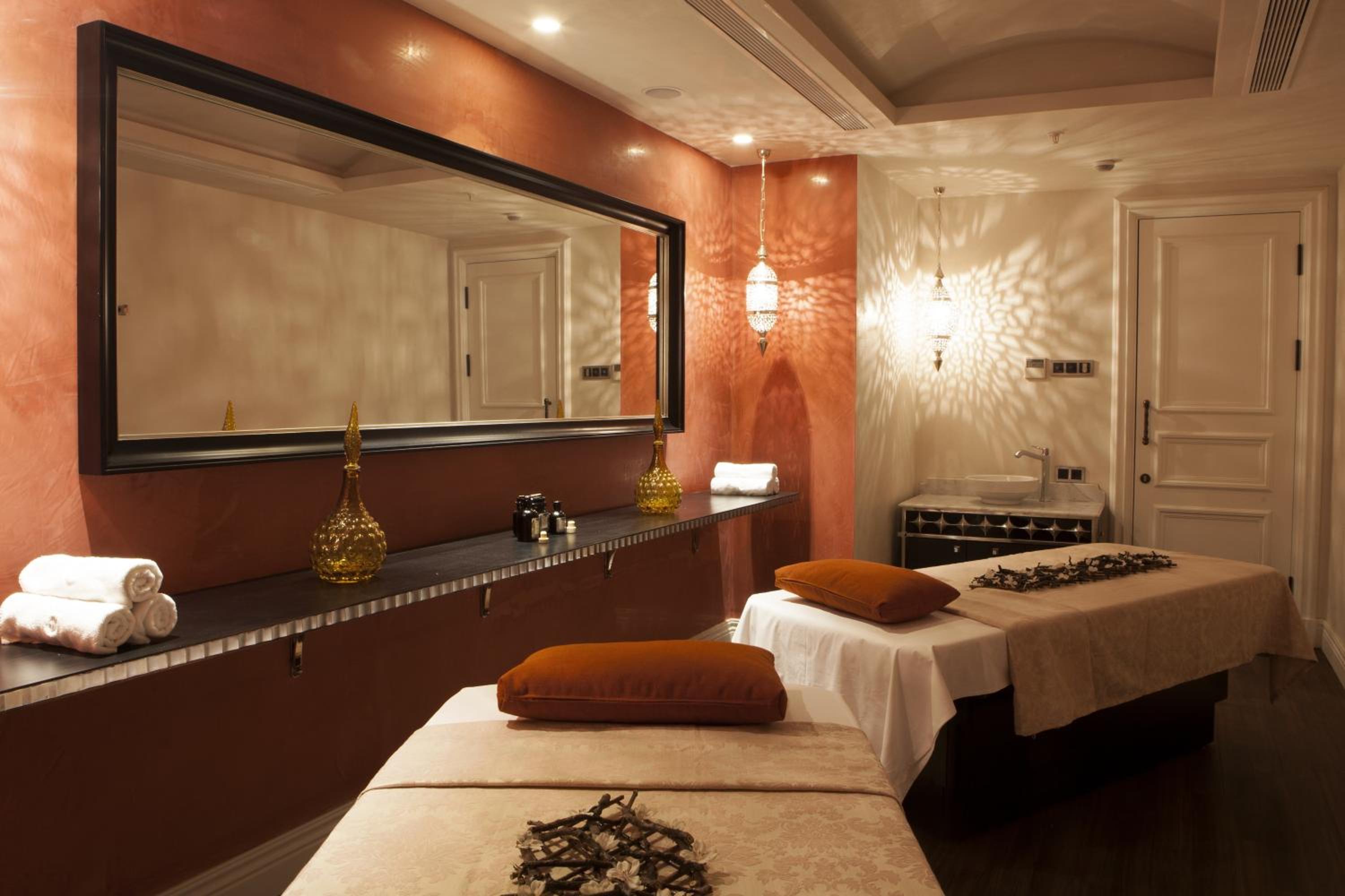 The Bank Hotel Istanbul, a Member of Design Hotels - Image 24