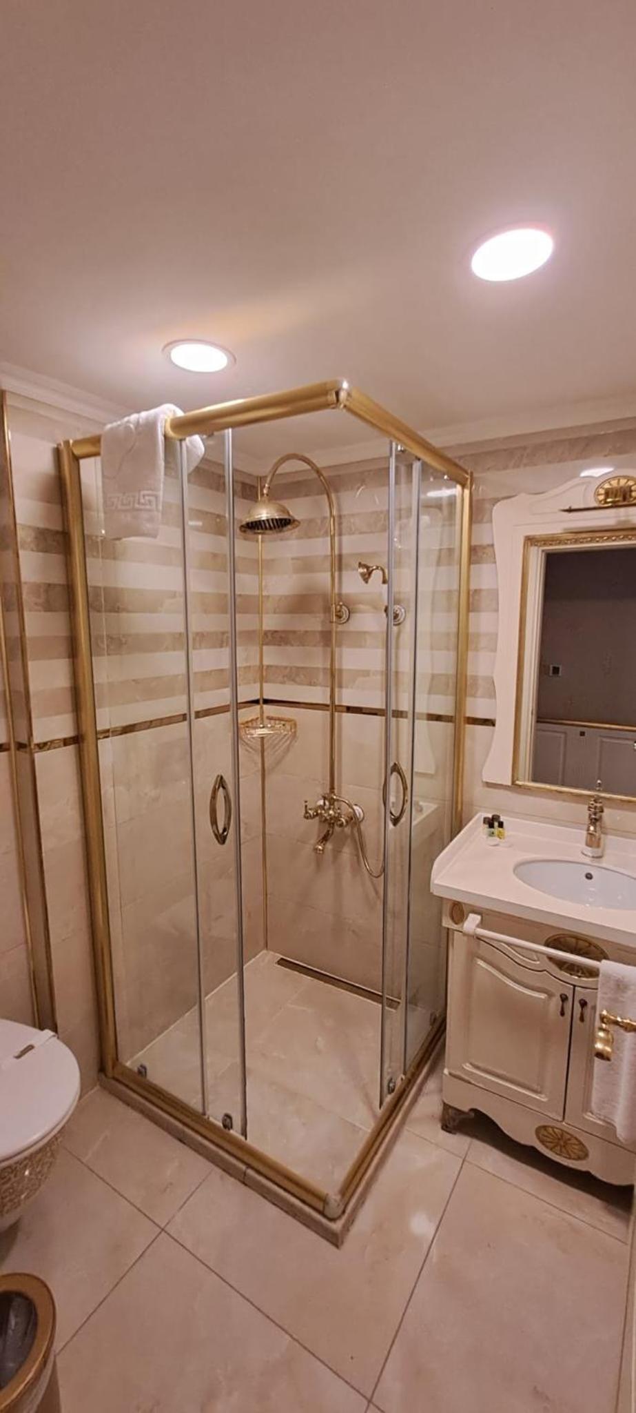 Emirhan Palace Otel - Image 19