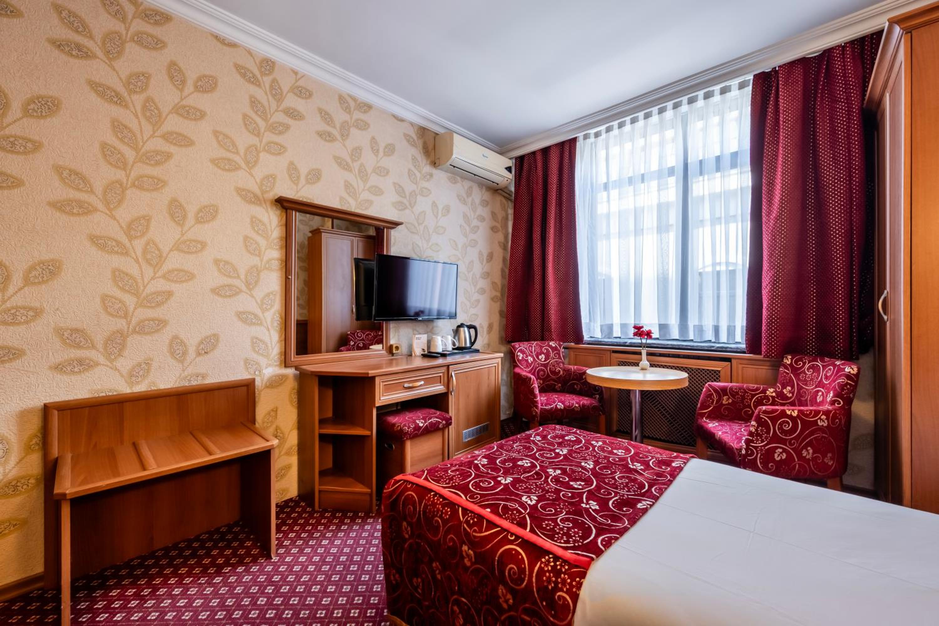 Hotel Bristol - Image 35