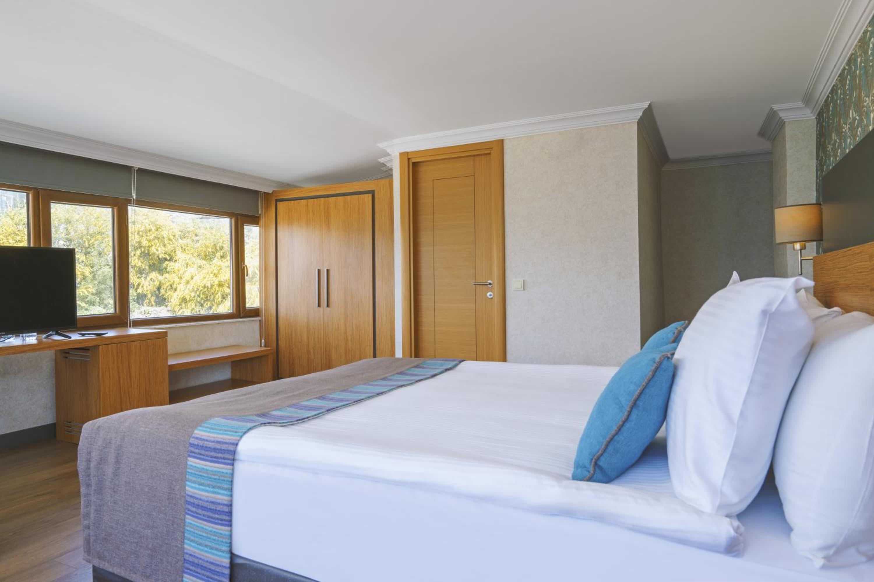 Qinn Otel - Image 41