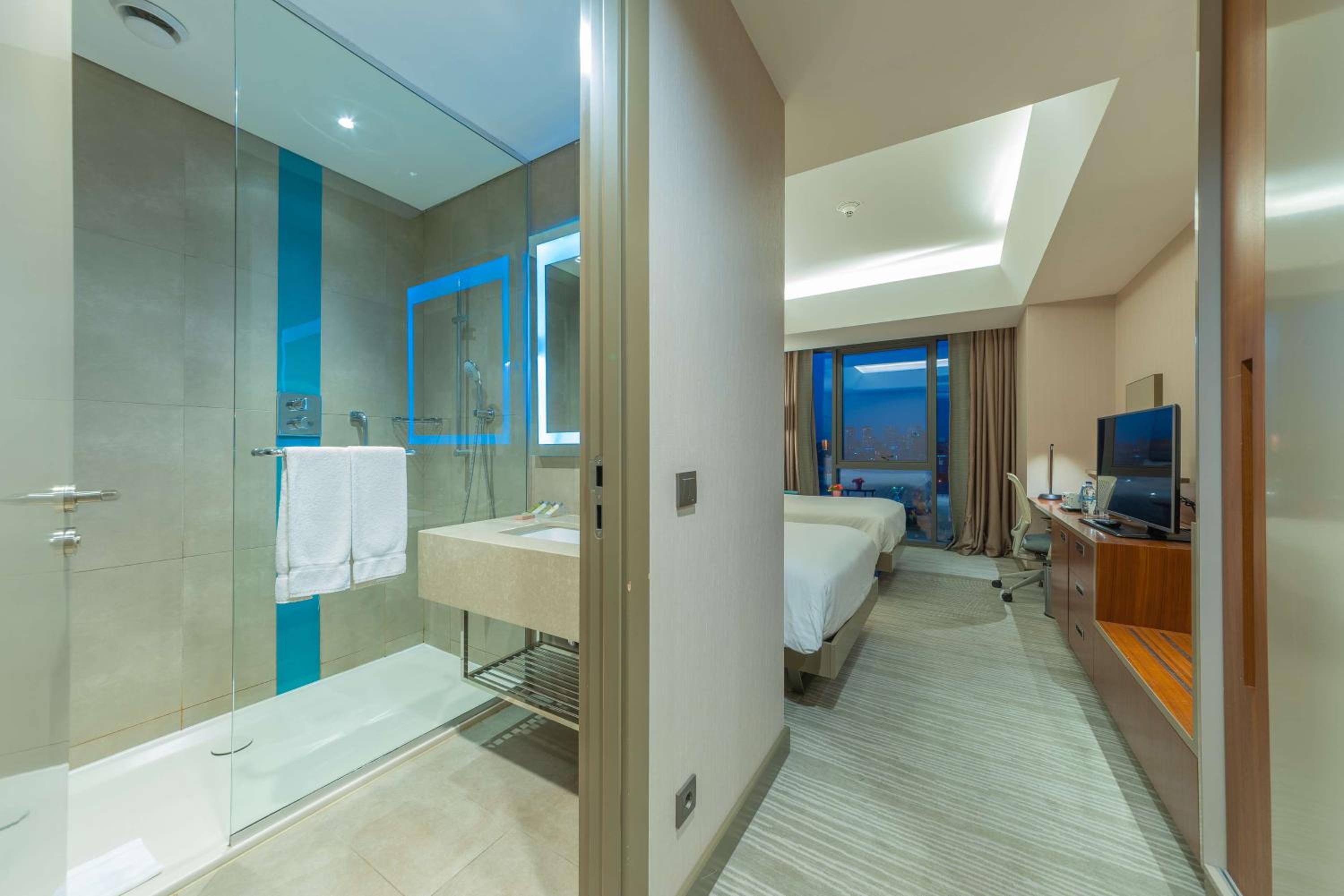 Hilton Garden Inn İstanbul Atatürk Havalimanı - Image 42