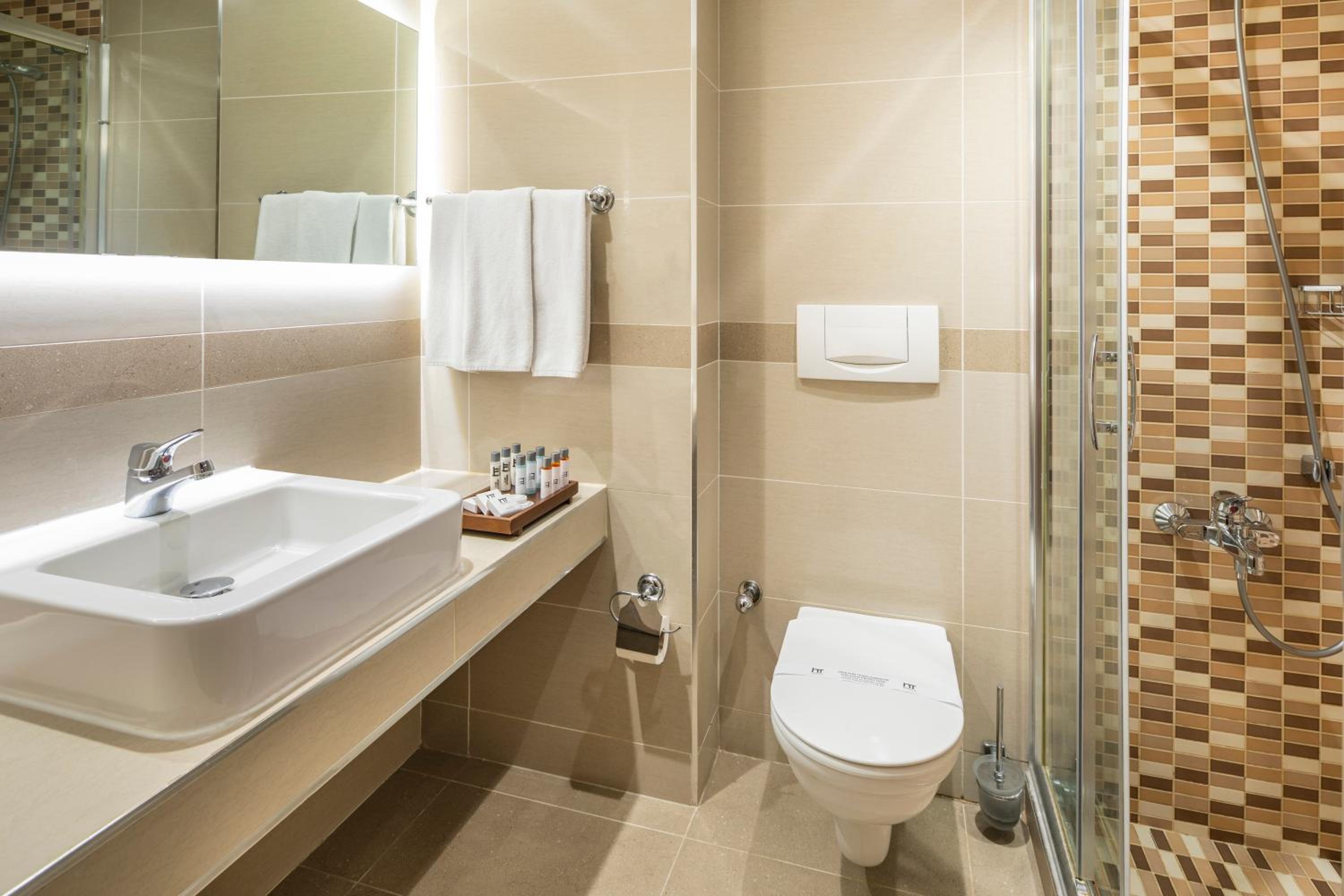 Vicenza Hotel - Image 57