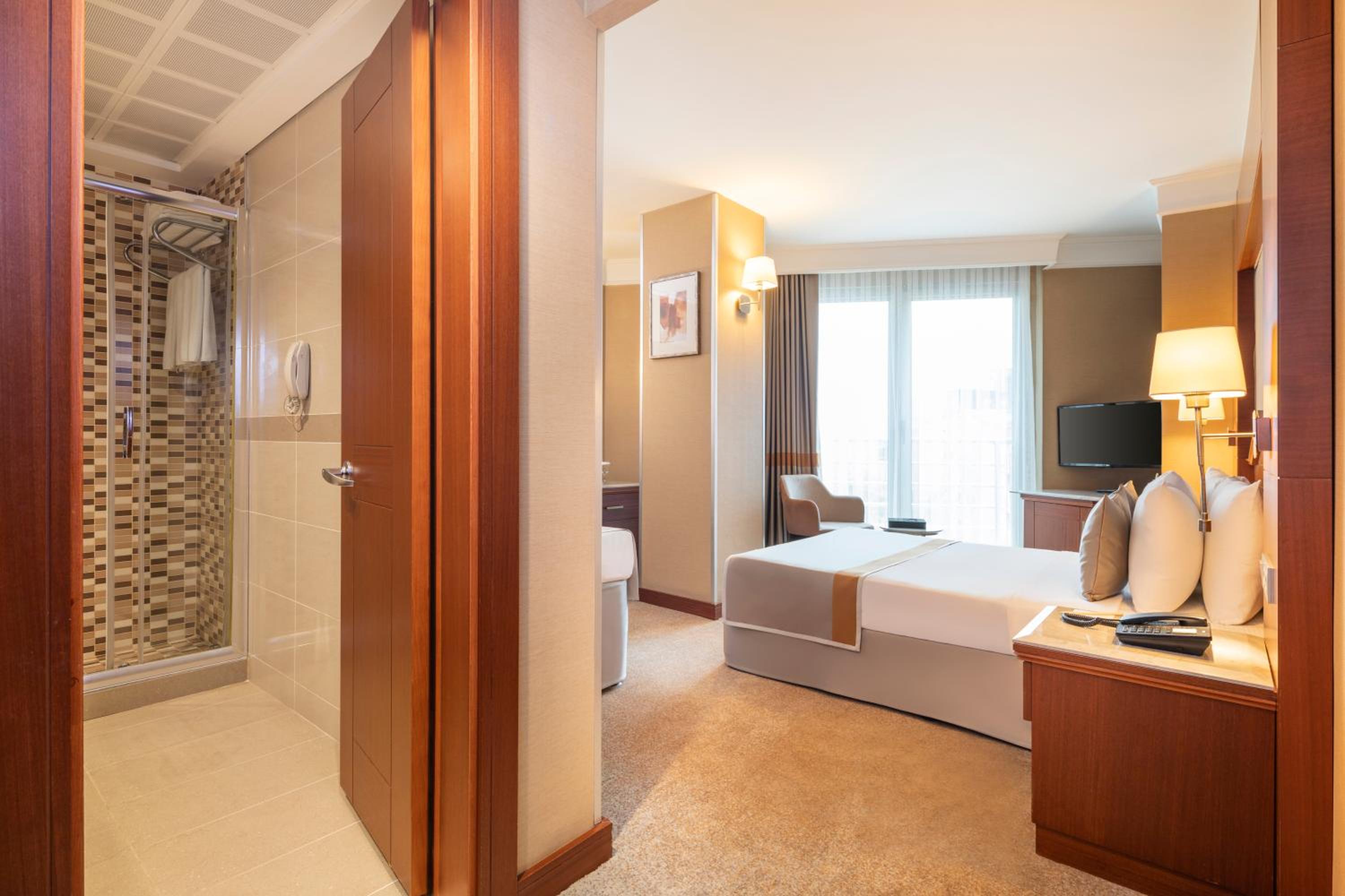 Vicenza Hotel - Image 69