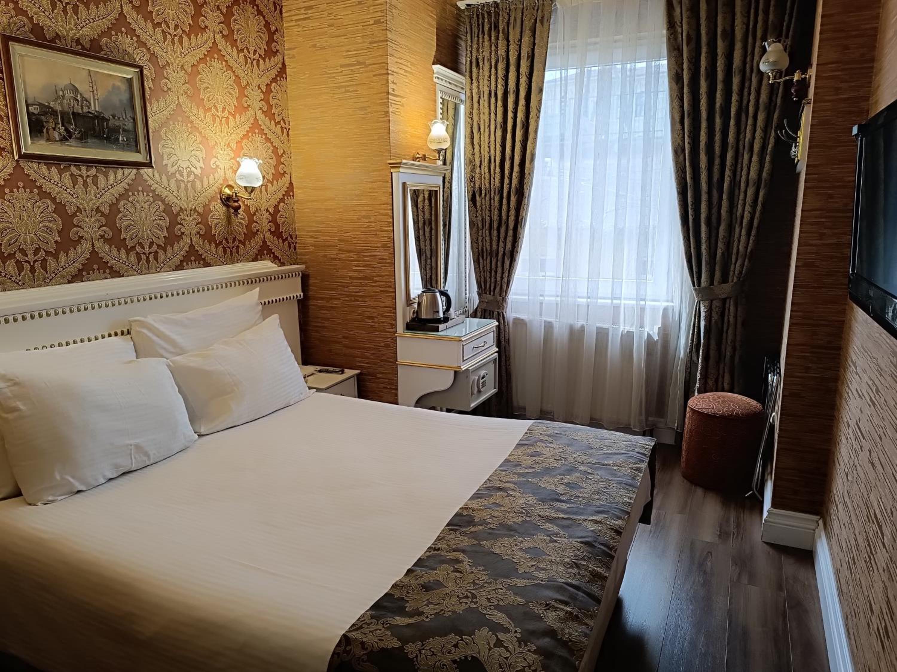 Golden Horn Hotel - Image 9