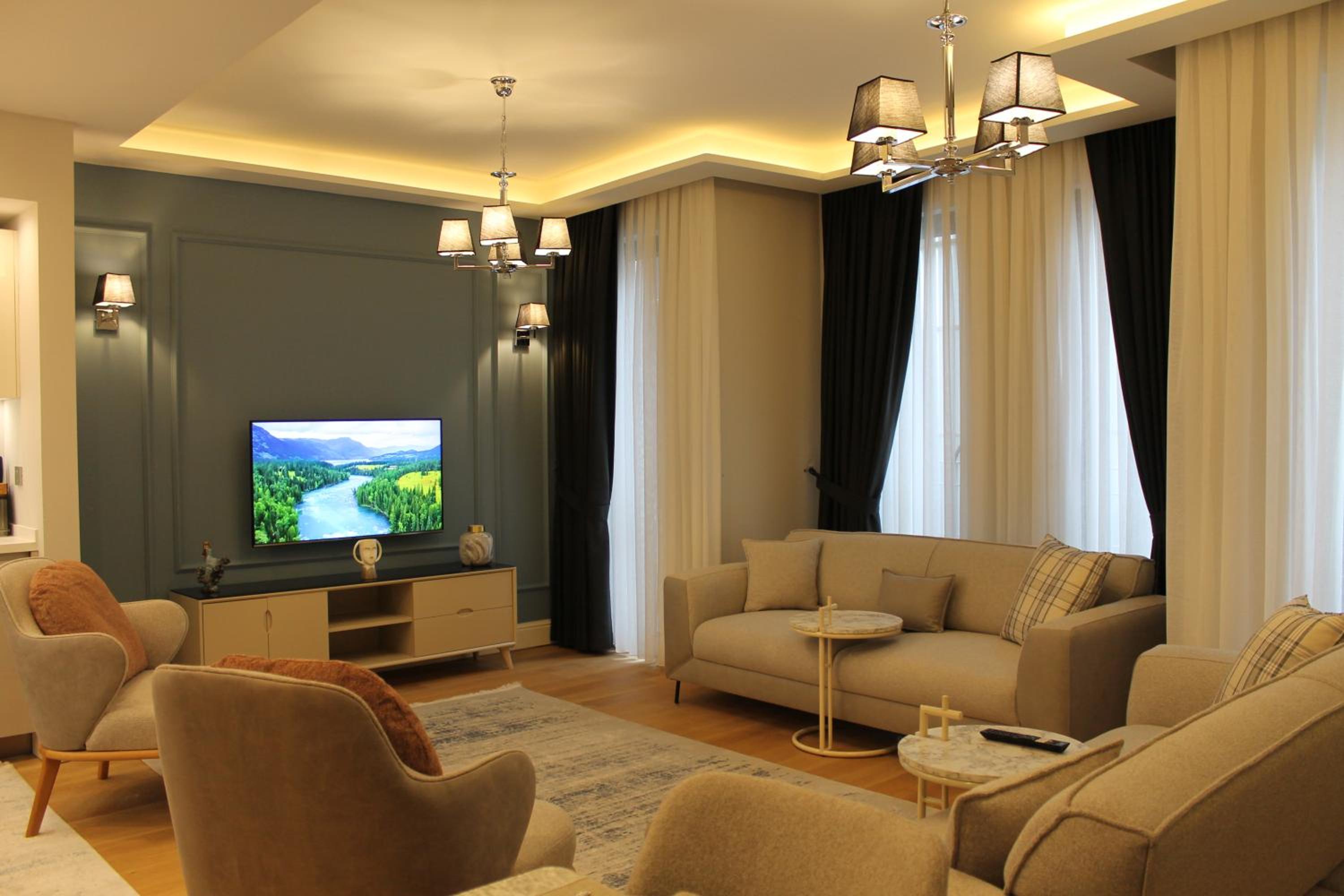 Garlon Residence - Image 249