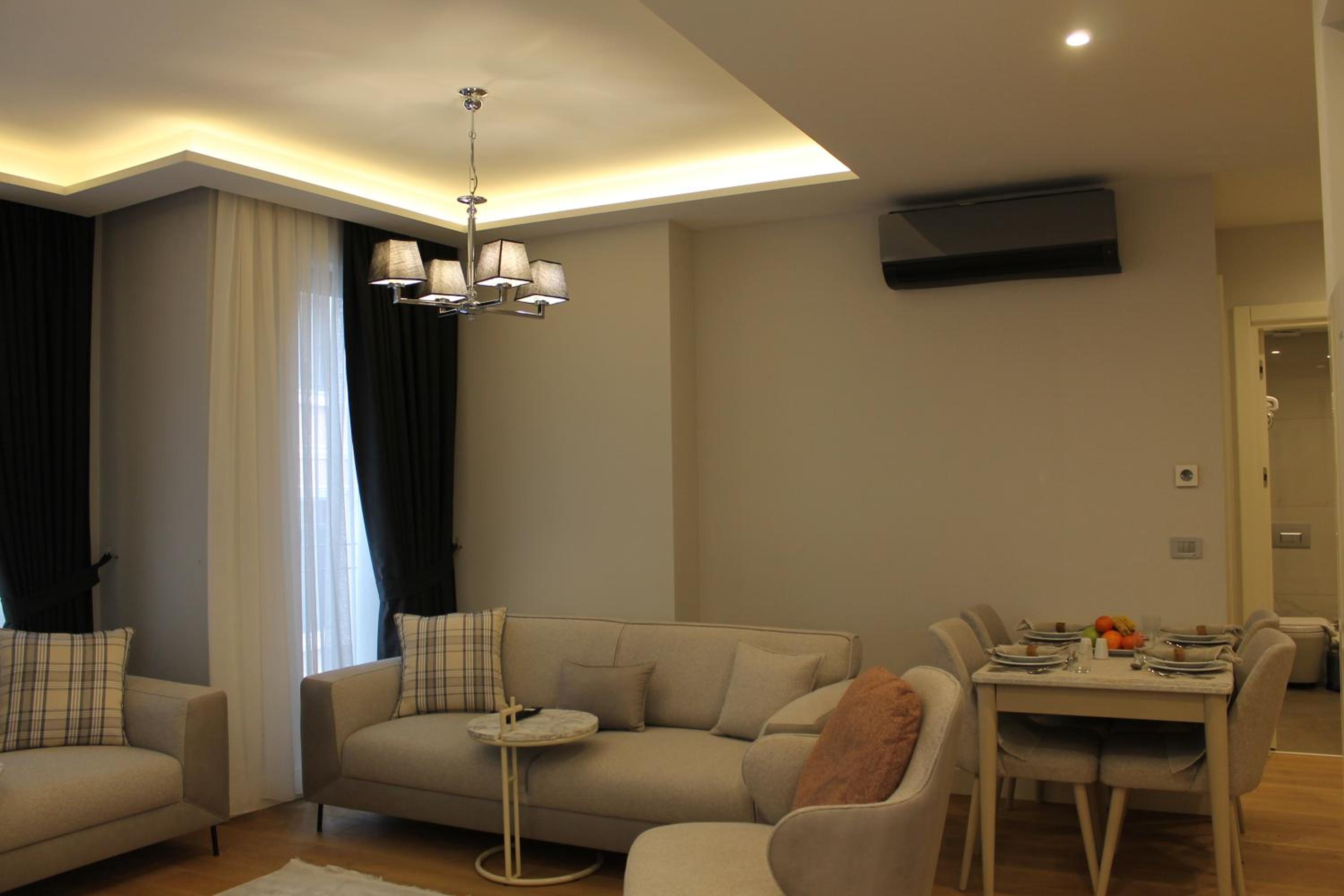 Garlon Residence - Image 253