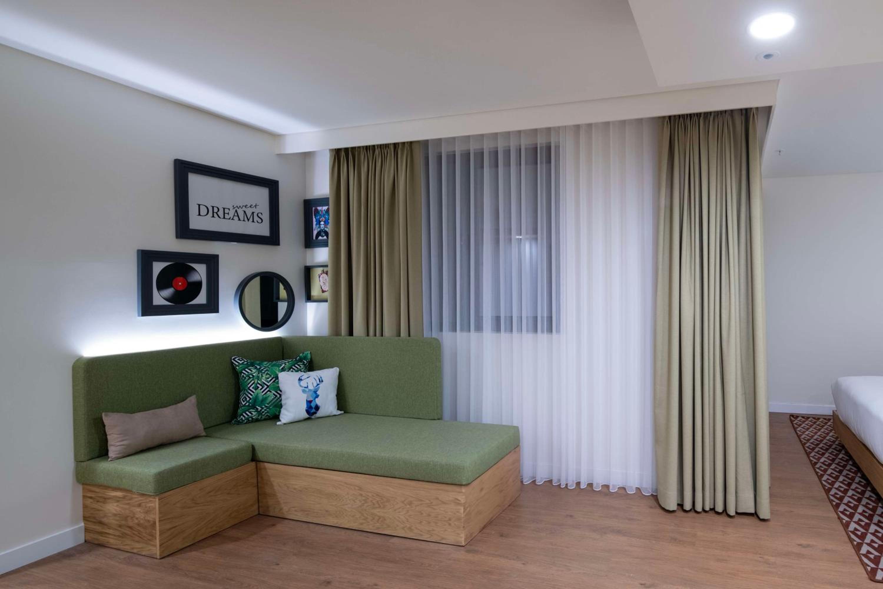 Hampton By Hilton İstanbul Sirkeci - Image 5