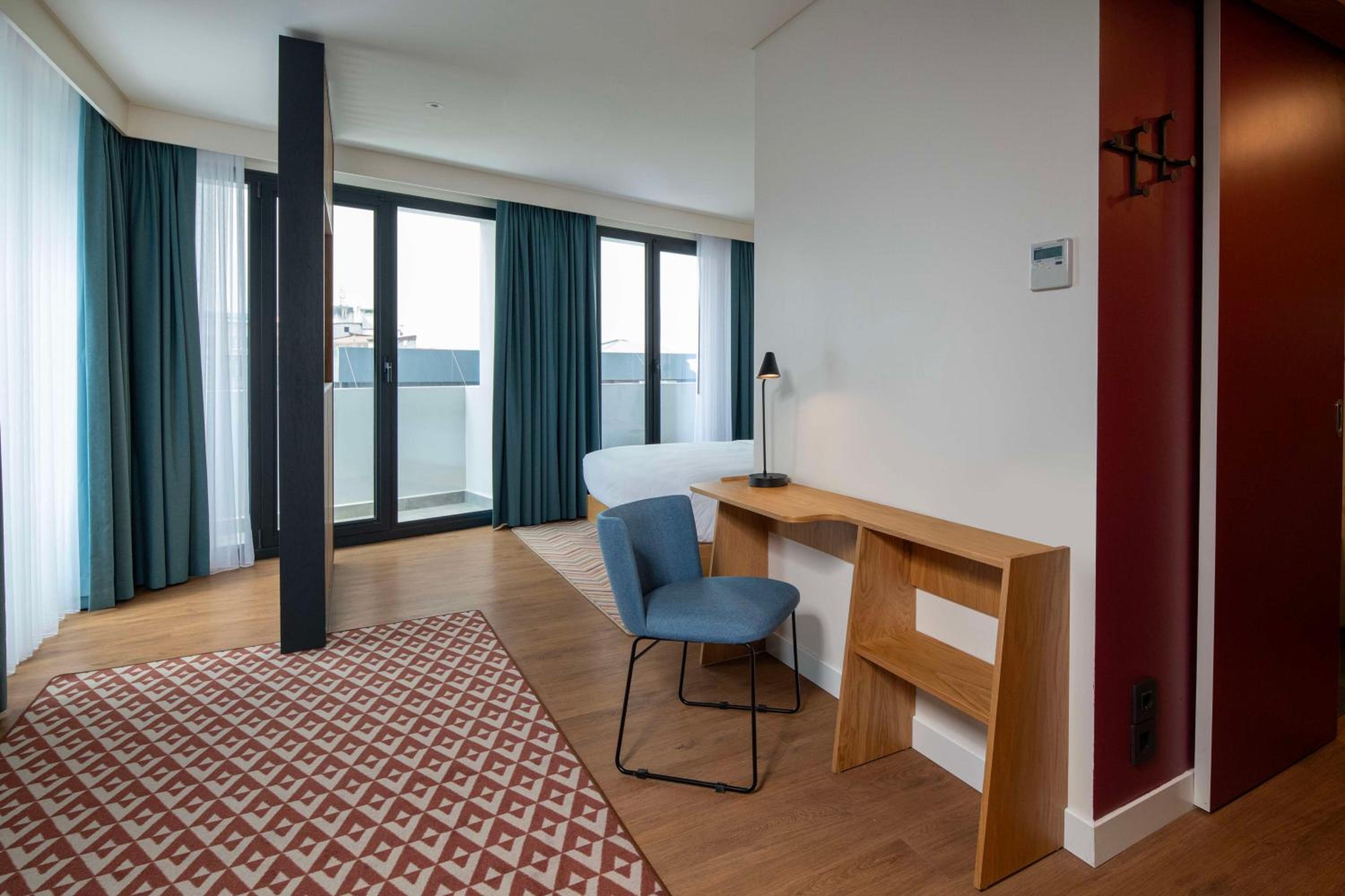 Hampton By Hilton İstanbul Sirkeci - Image 8