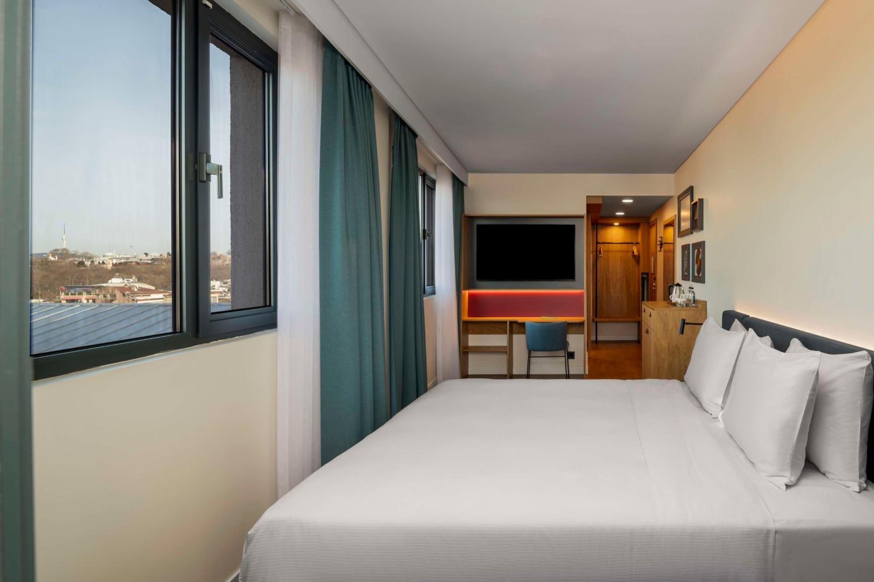 Hampton By Hilton İstanbul Sirkeci - Image 17