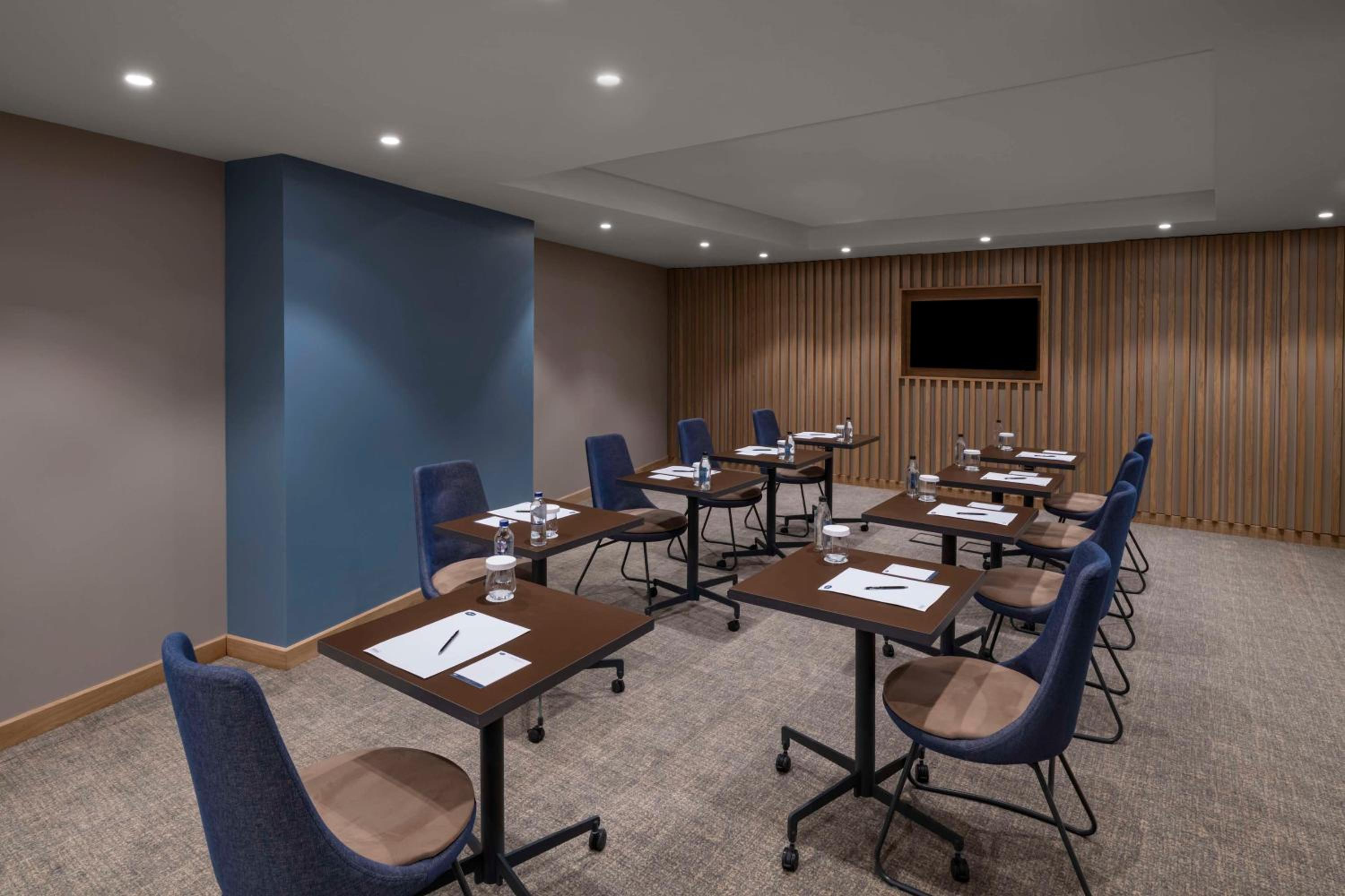 Hampton By Hilton İstanbul Sirkeci - Image 30