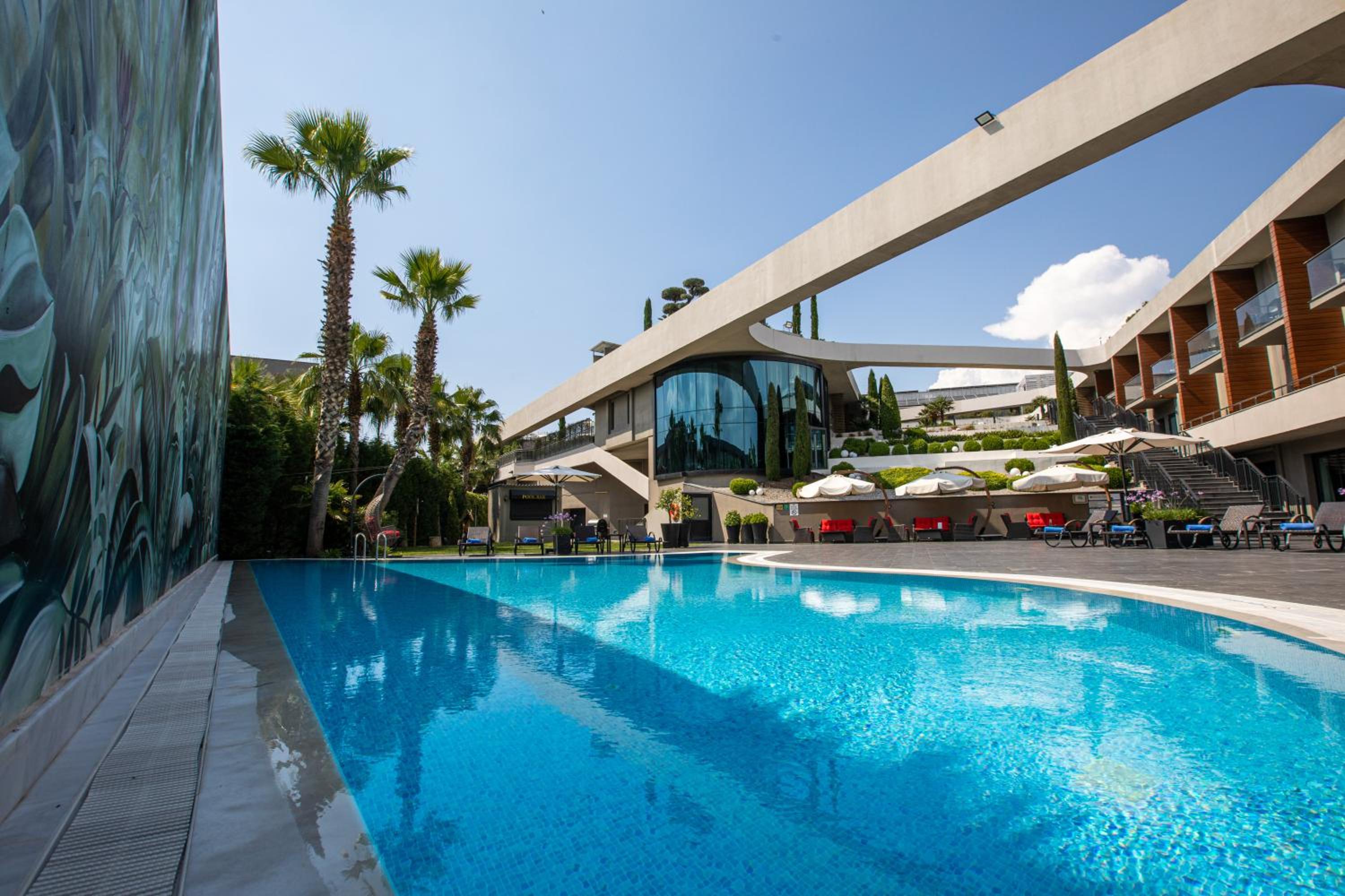 DoubleTree By Hilton Izmir Airport - Image 45
