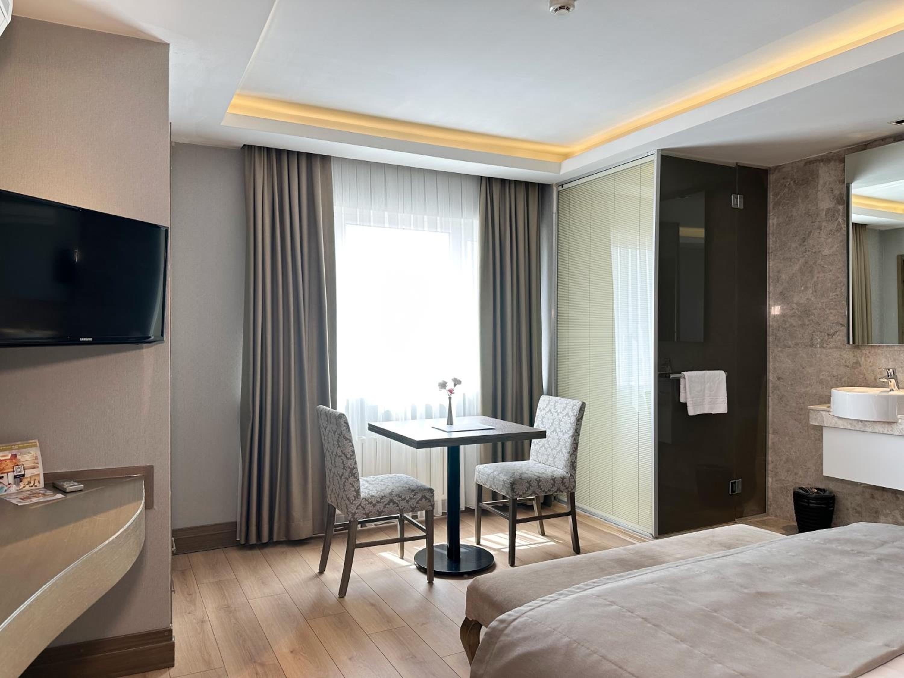 Grand Beyazit Hotel Old City - Image 17