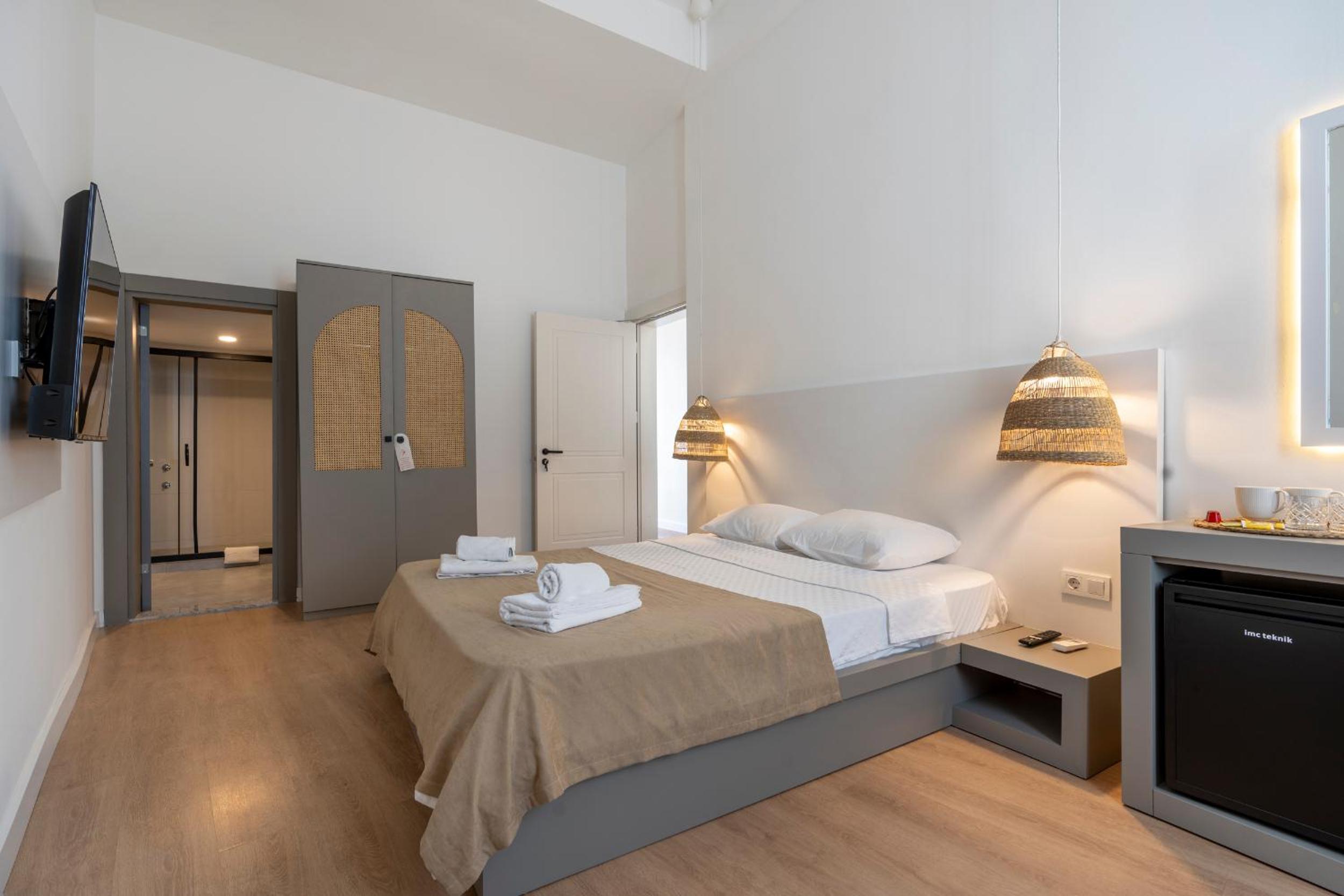 MY Hotel - Image 11