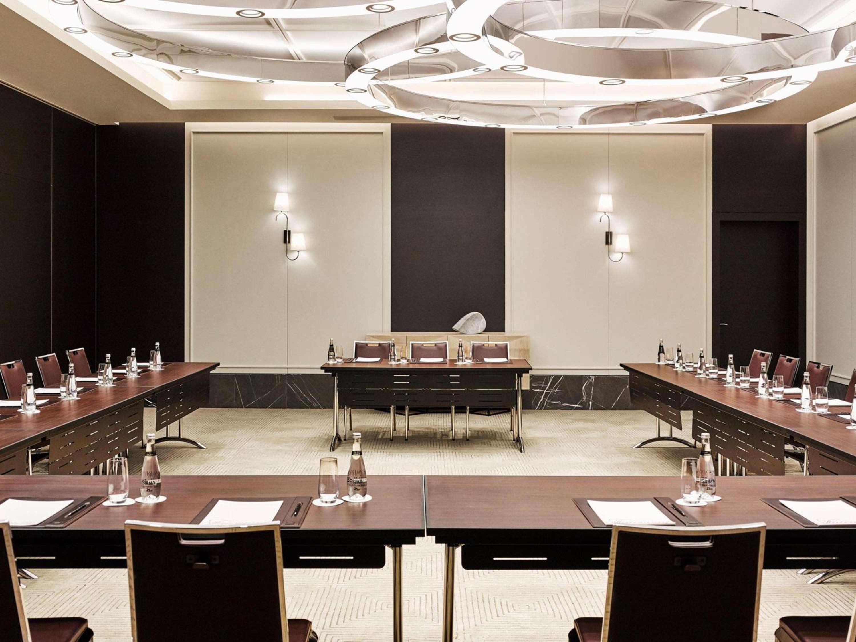 Fairmont Quasar İstanbul Otel - Image 38
