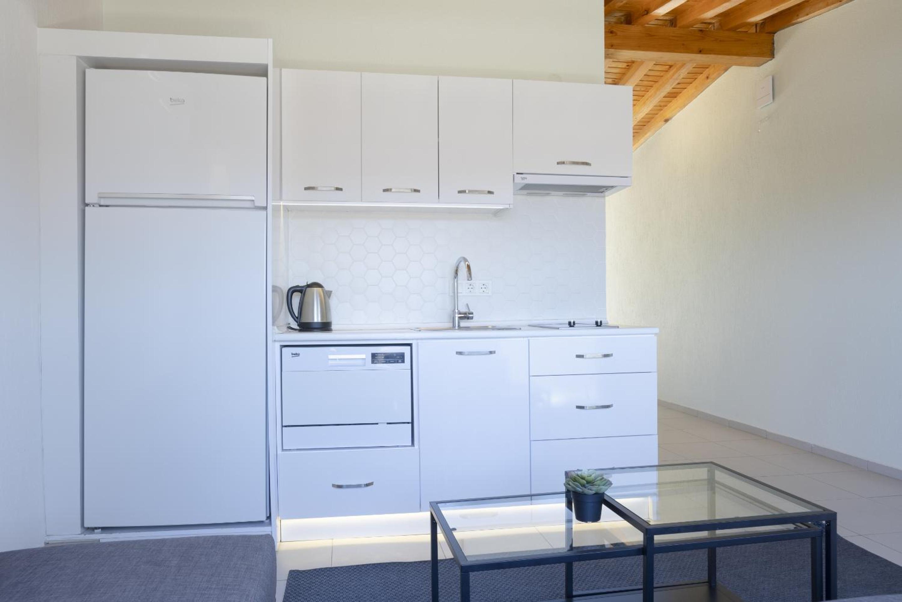 AEGEAN Apartments - Marina & Chios Island View - Image 29