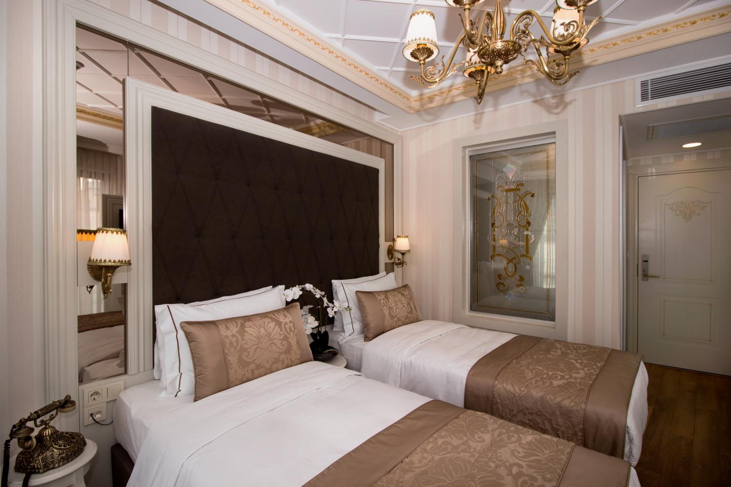 Istanbul Town Otel - Image 36