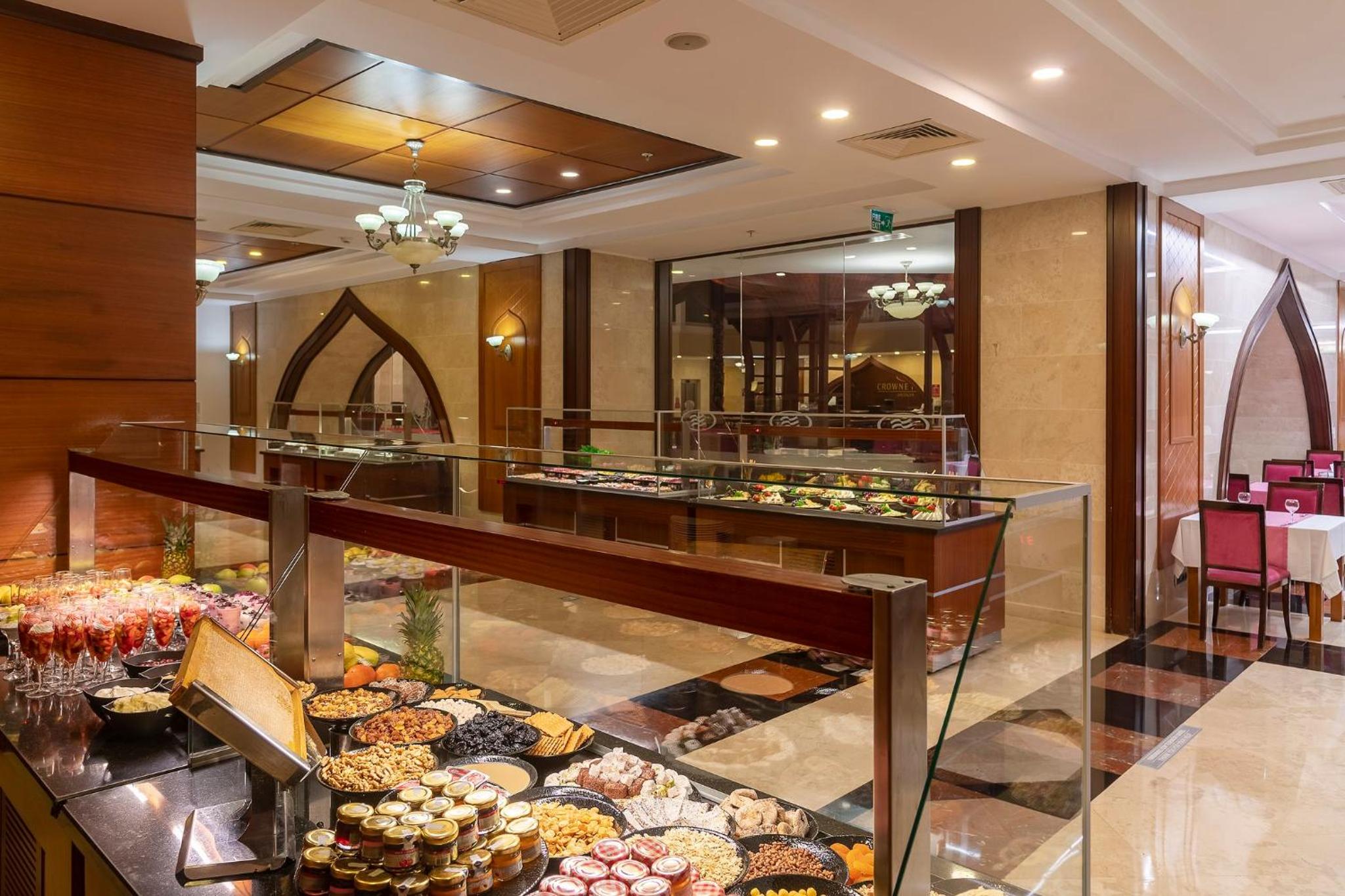 Crowne Plaza Antalya, an IHG Hotel - Image 64