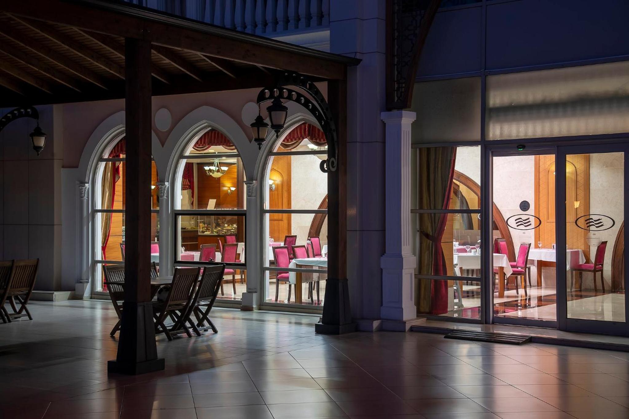Crowne Plaza Antalya, an IHG Hotel - Image 75