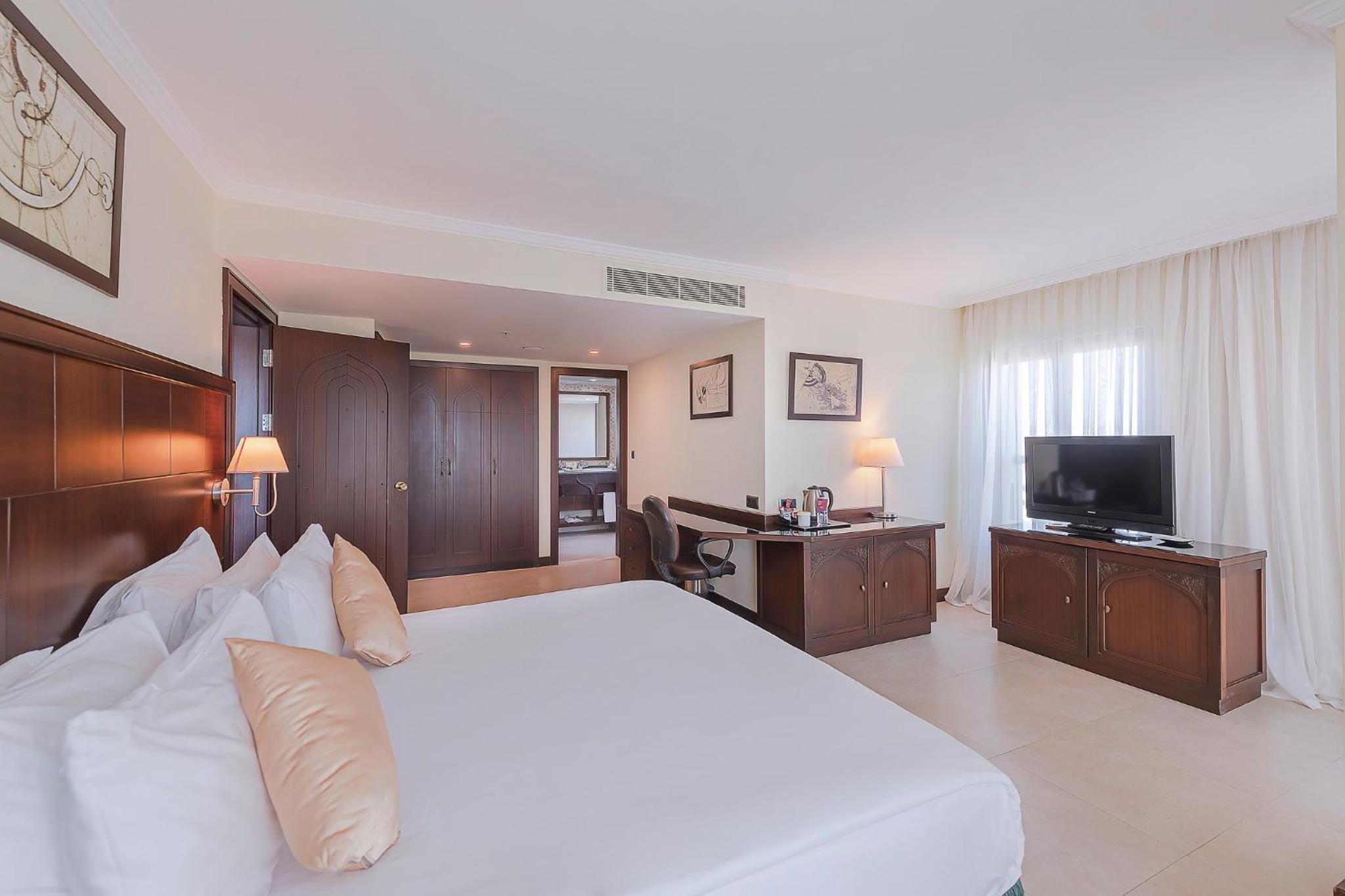 Crowne Plaza Antalya, an IHG Hotel - Image 120