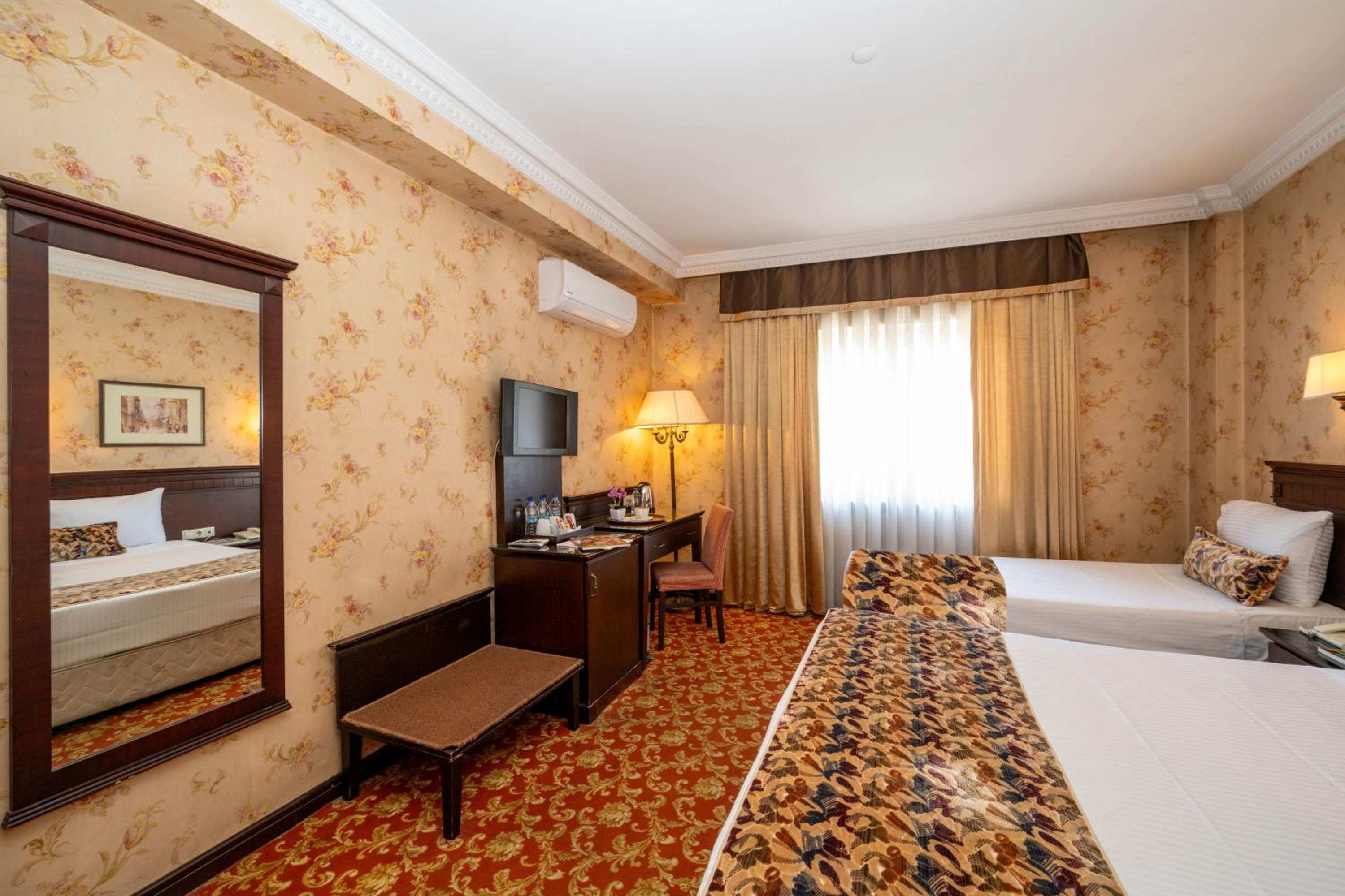 Pera Rose Hotel - Taksim Pera City Center - Image 10