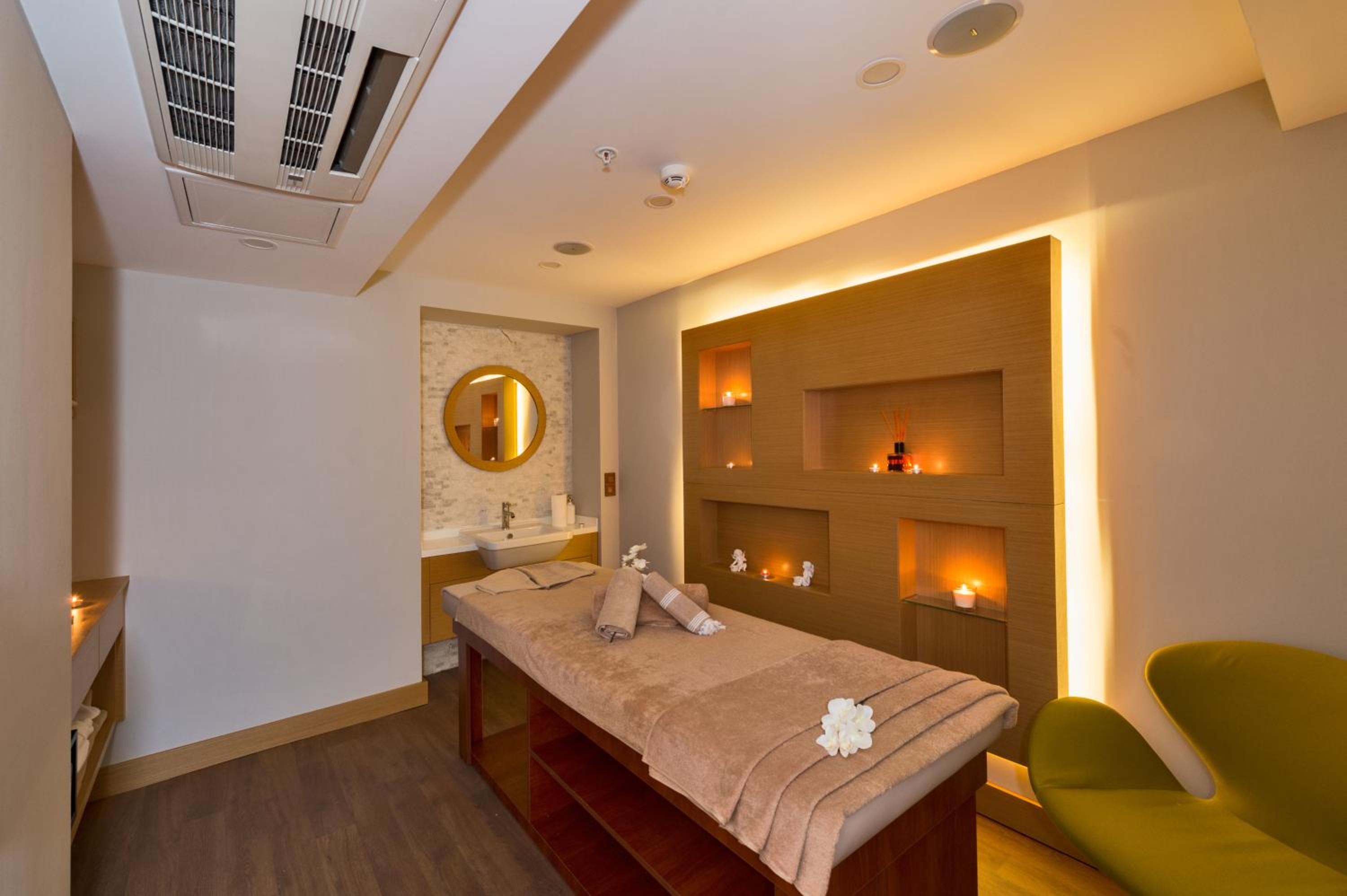Hotel Boursier 1 & Spa - Image 31
