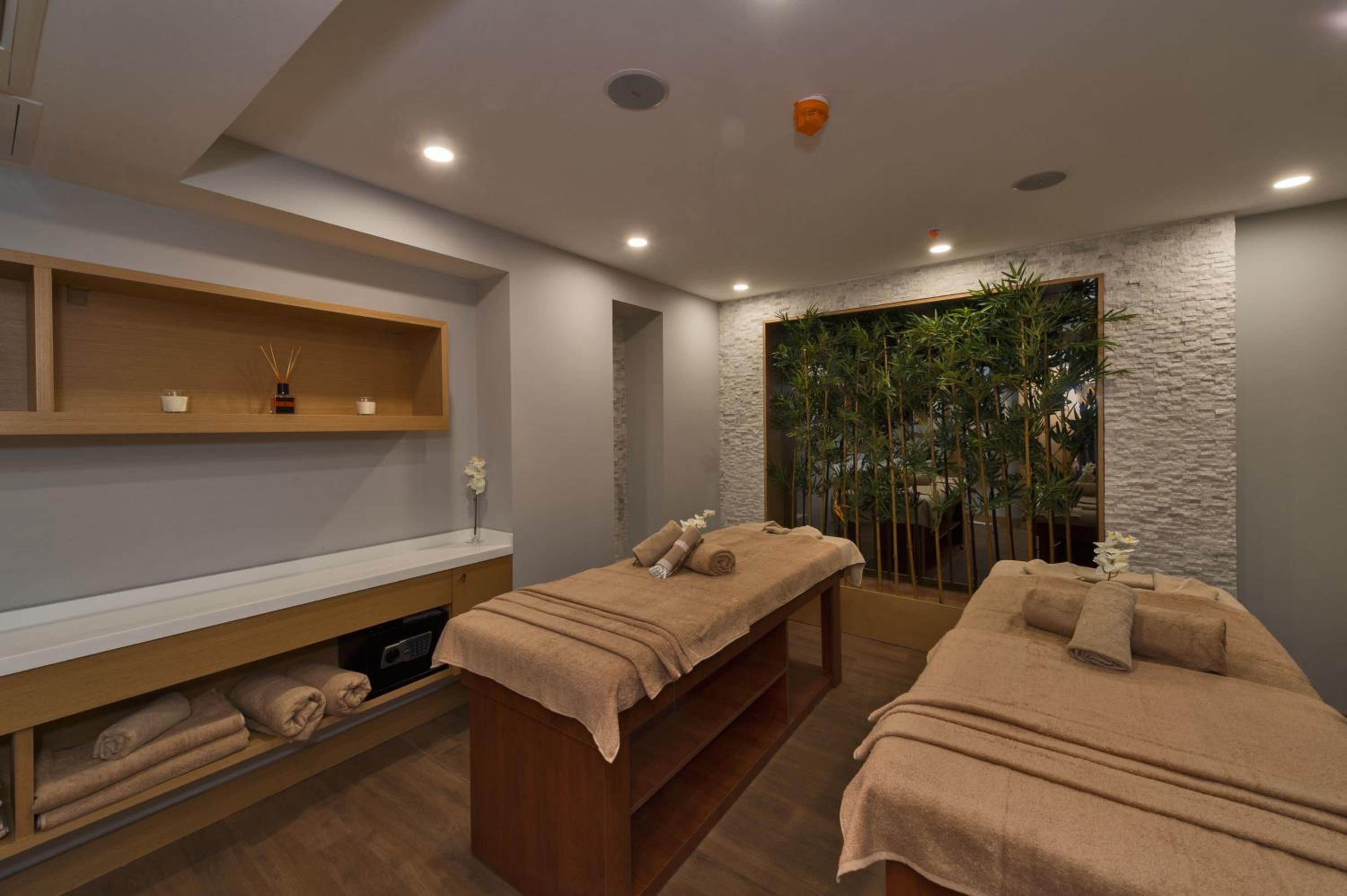 Hotel Boursier 1 & Spa - Image 30