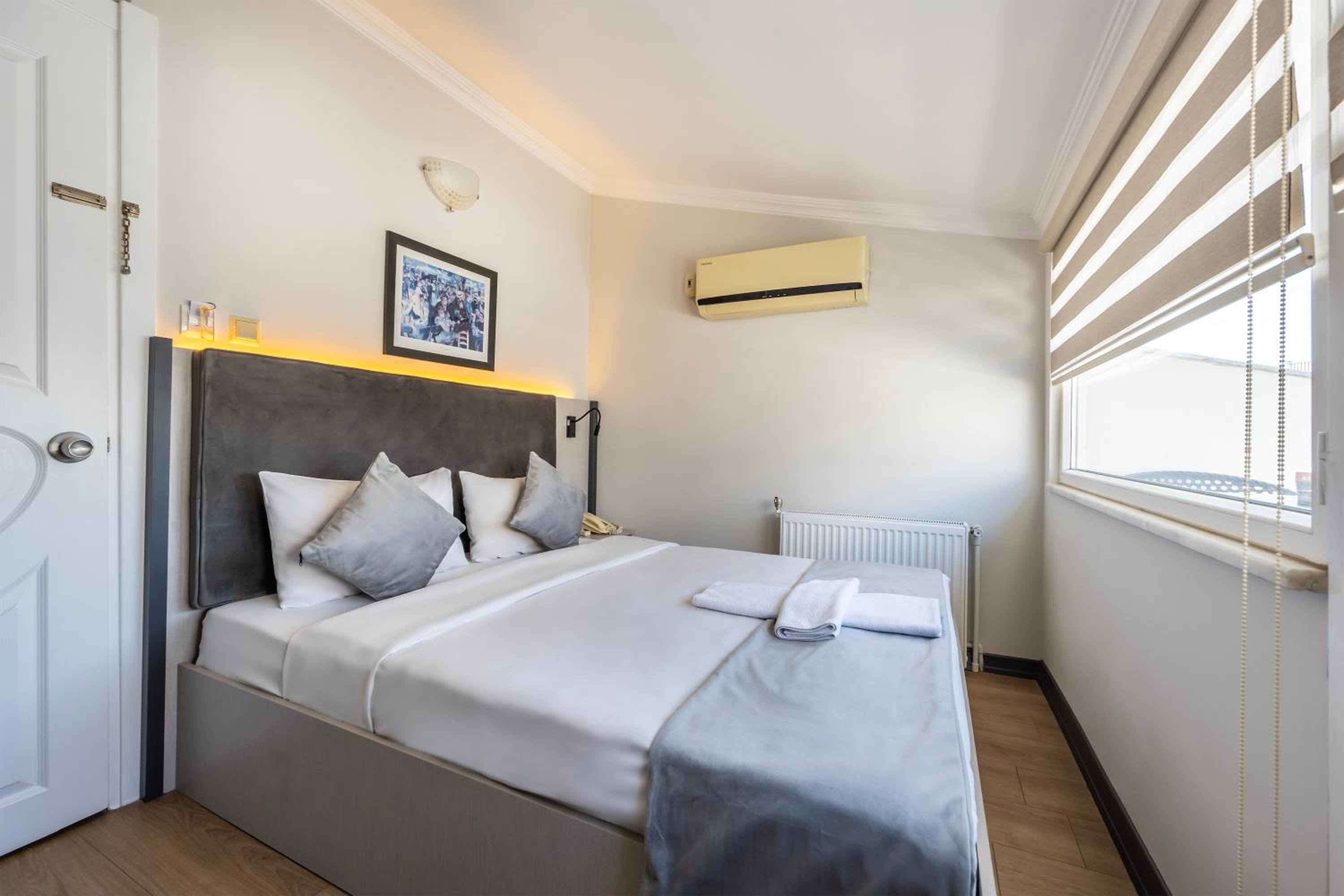 Taksim Trust Otel & Süitler - Image 11