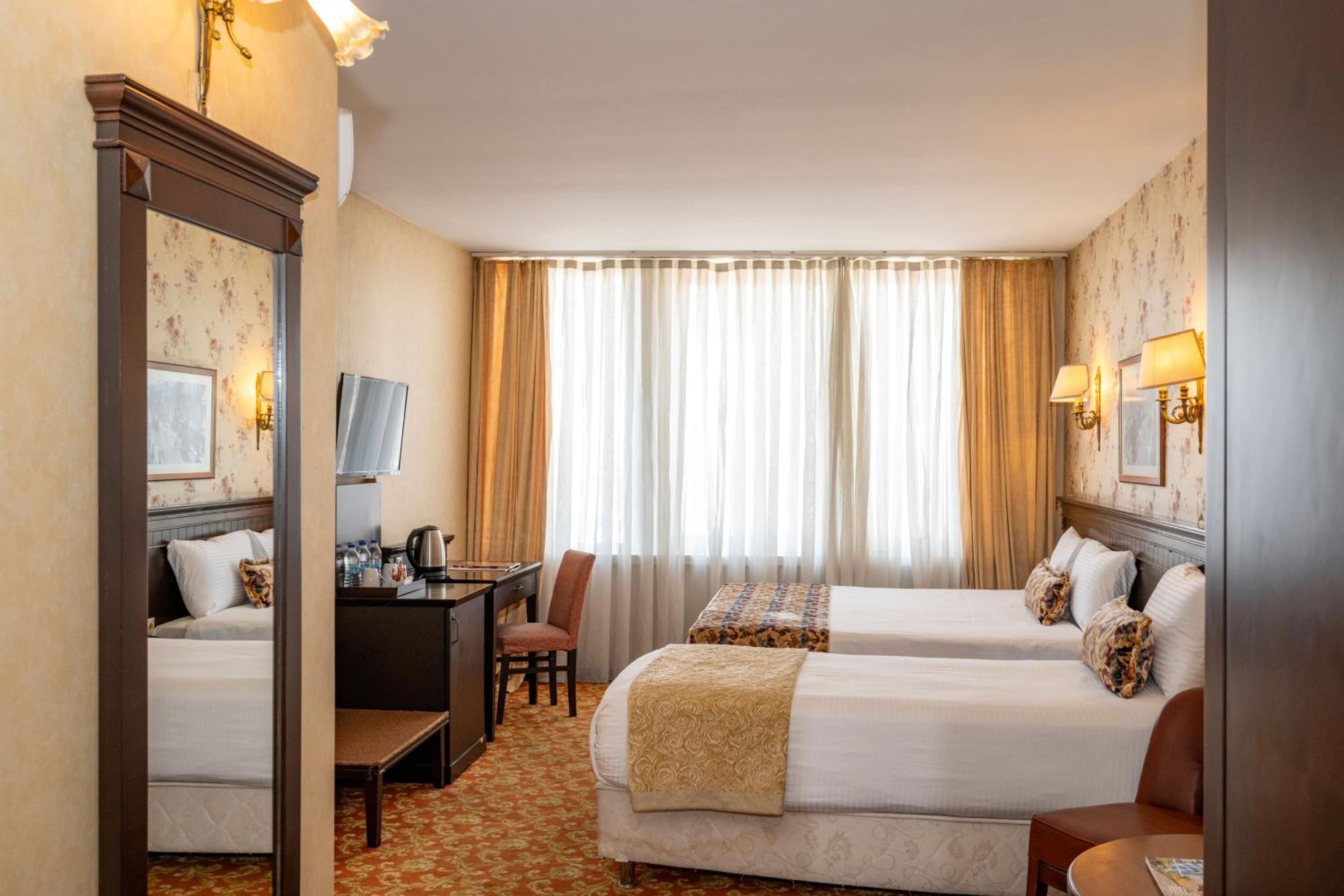 Pera Rose Hotel - Taksim Pera City Center - Image 13