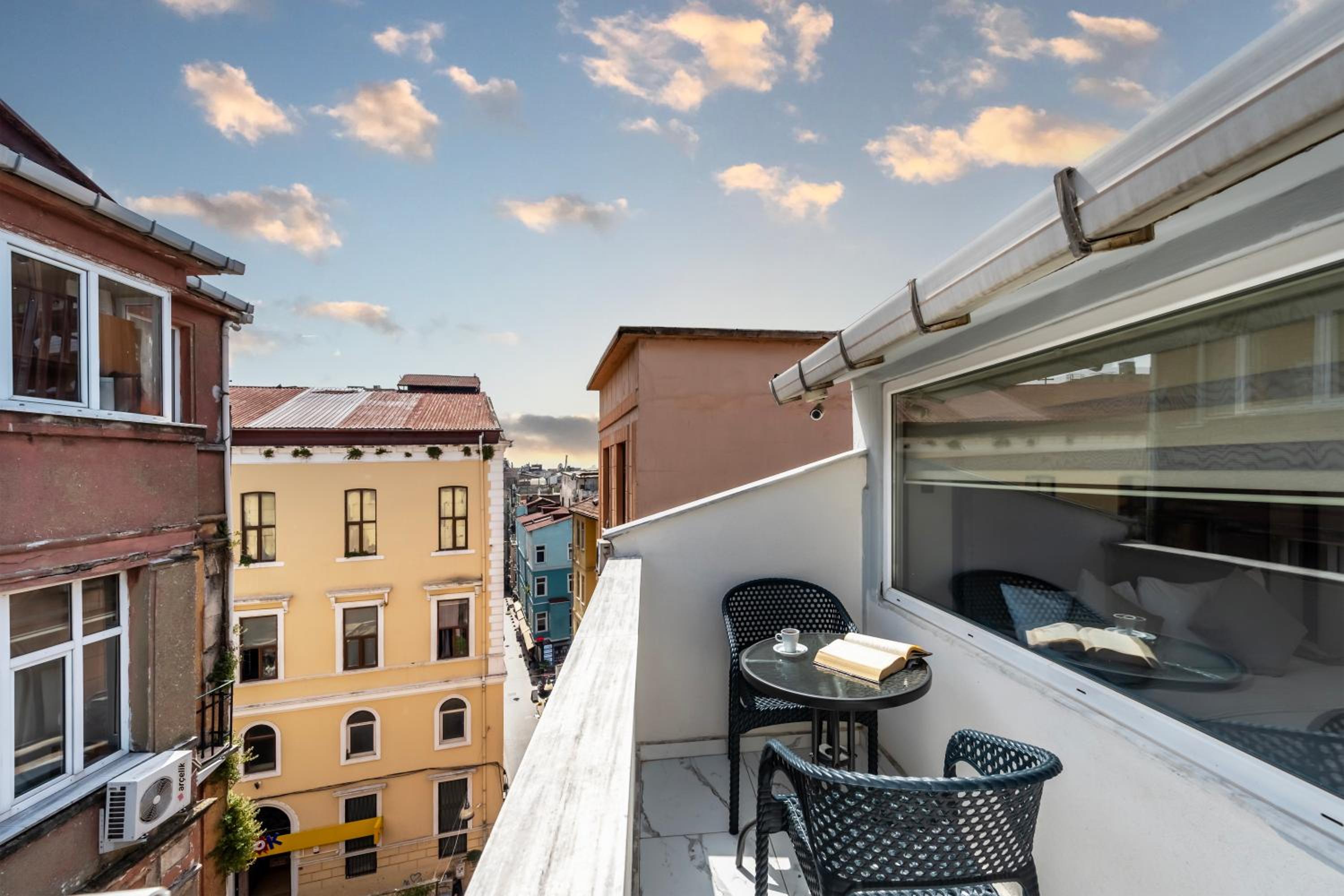 Taksim Trust Otel & Süitler - Image 62