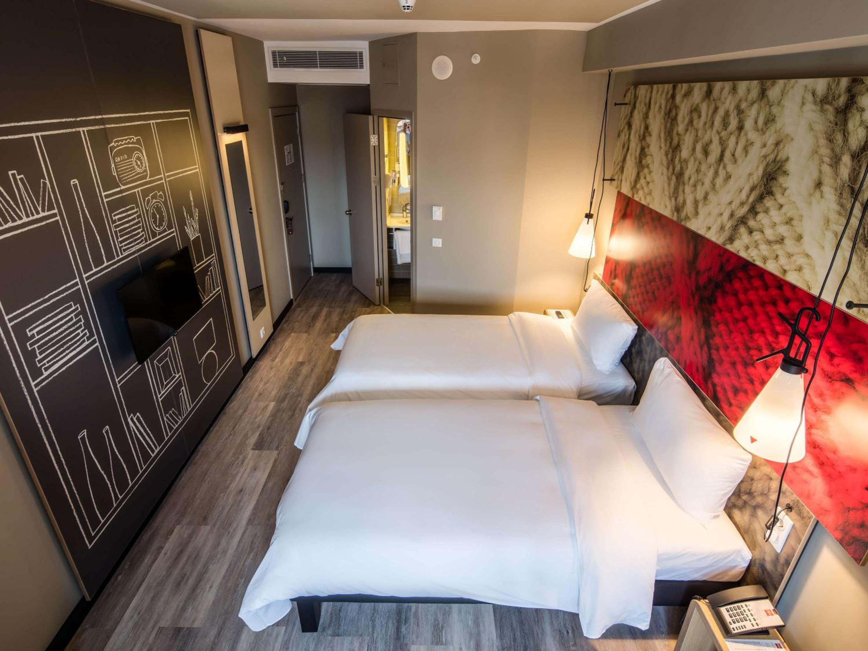 Ibis İstanbul West - Image 27
