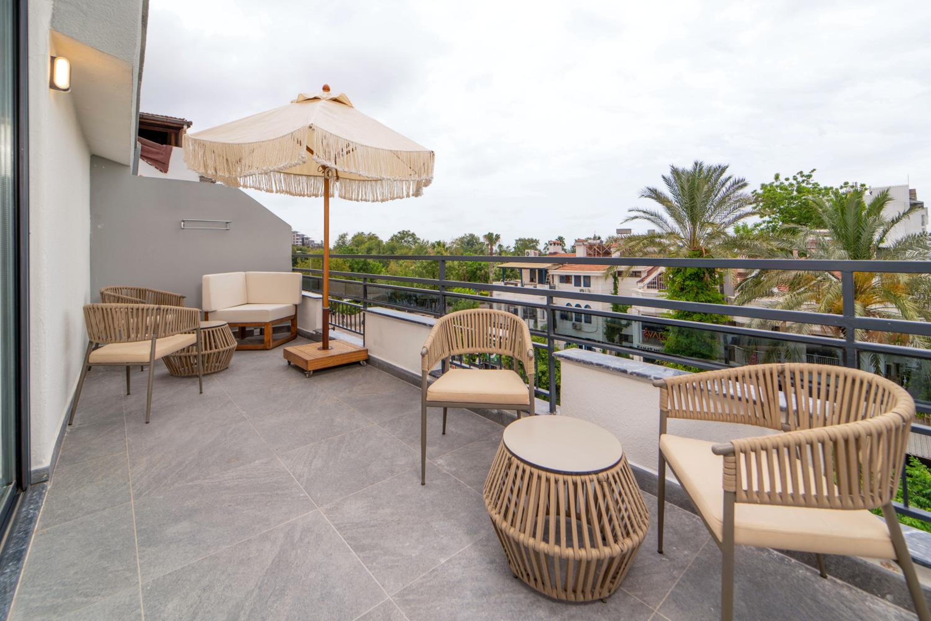 Deniz Boutique Hotel - Image 36