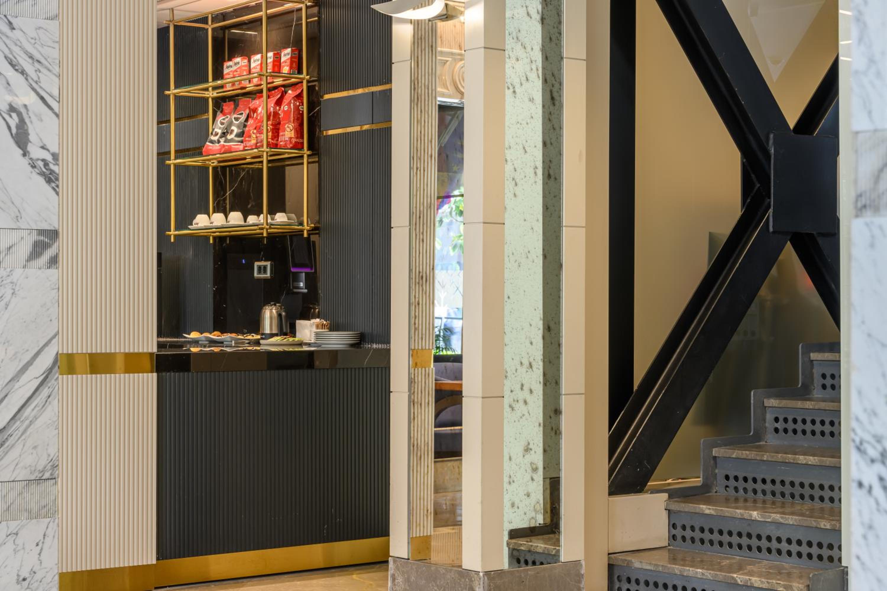 Four Points Flex by Sheraton Istanbul Taksim Square - Image 26