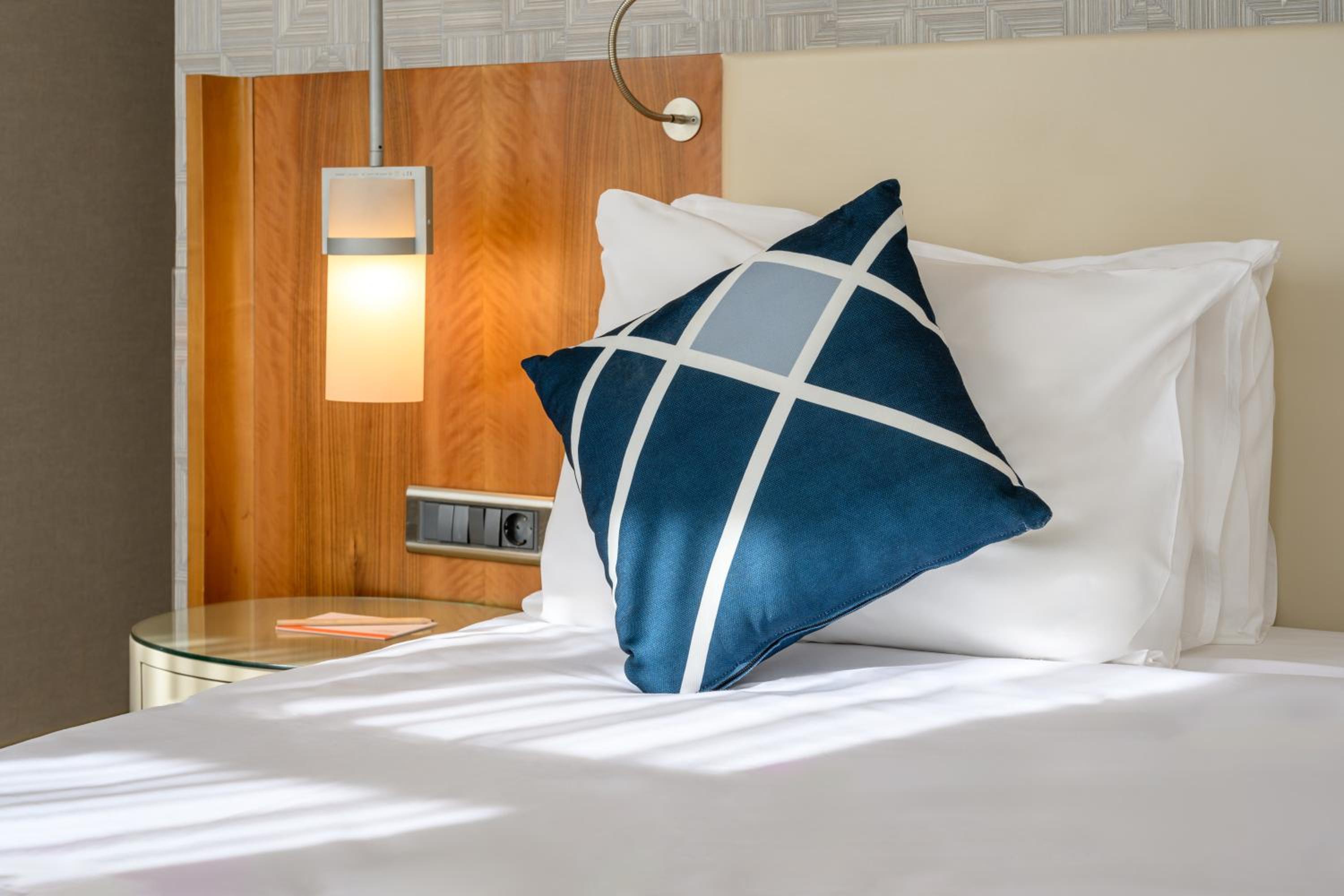 Four Points Flex by Sheraton Istanbul Taksim Square - Image 14