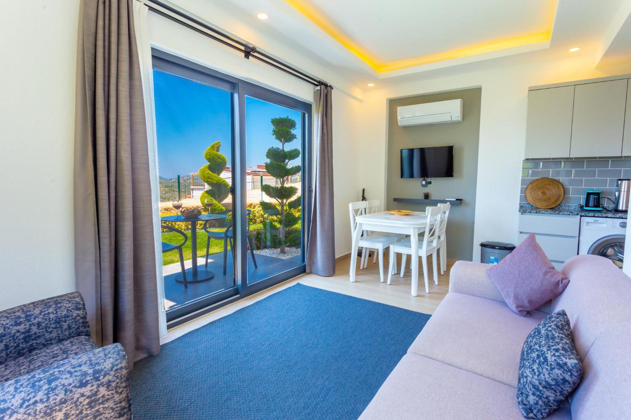 Lobelya Suites - Image 49