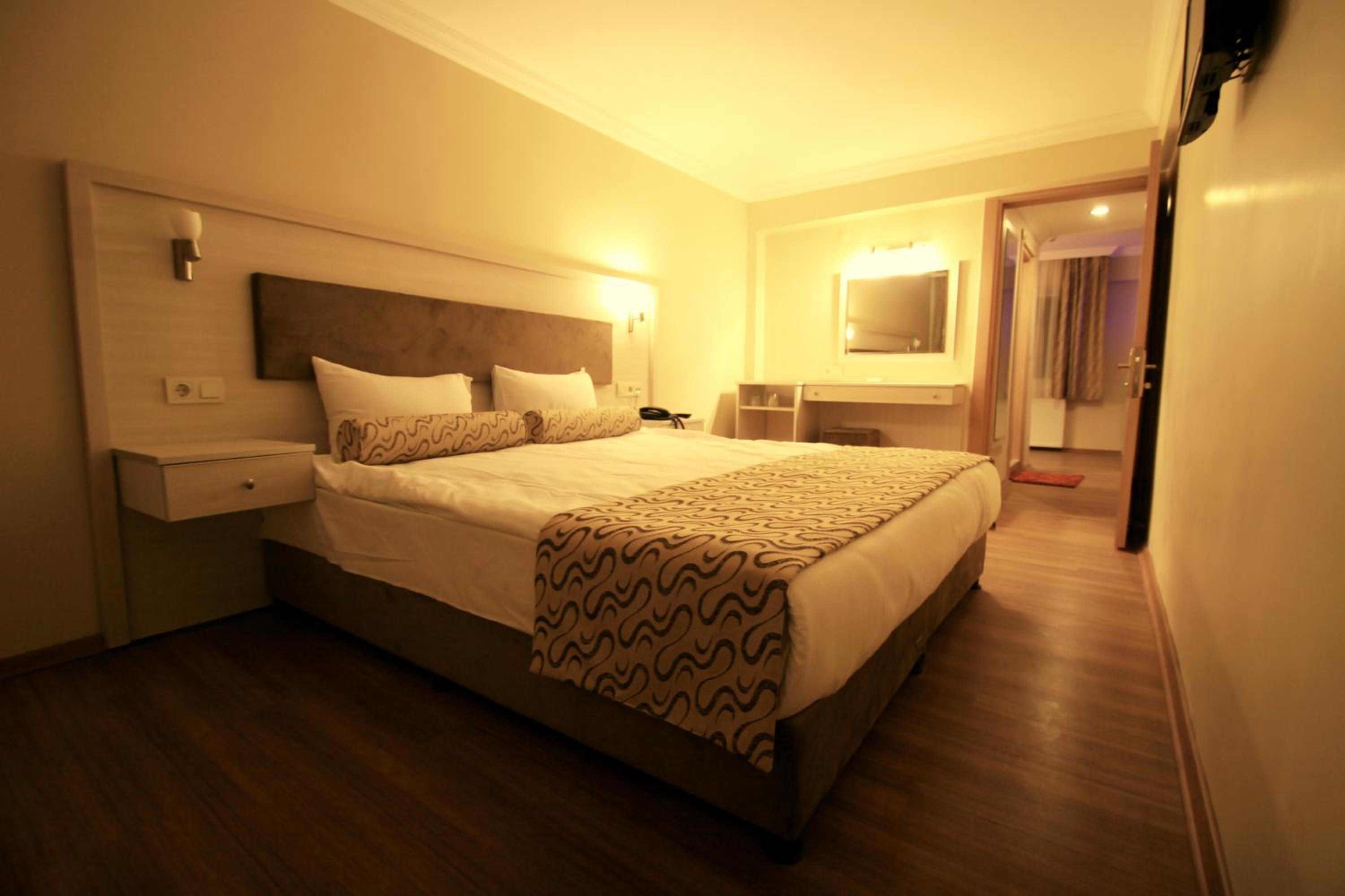 Grand Zeybek Hotel - Image 60
