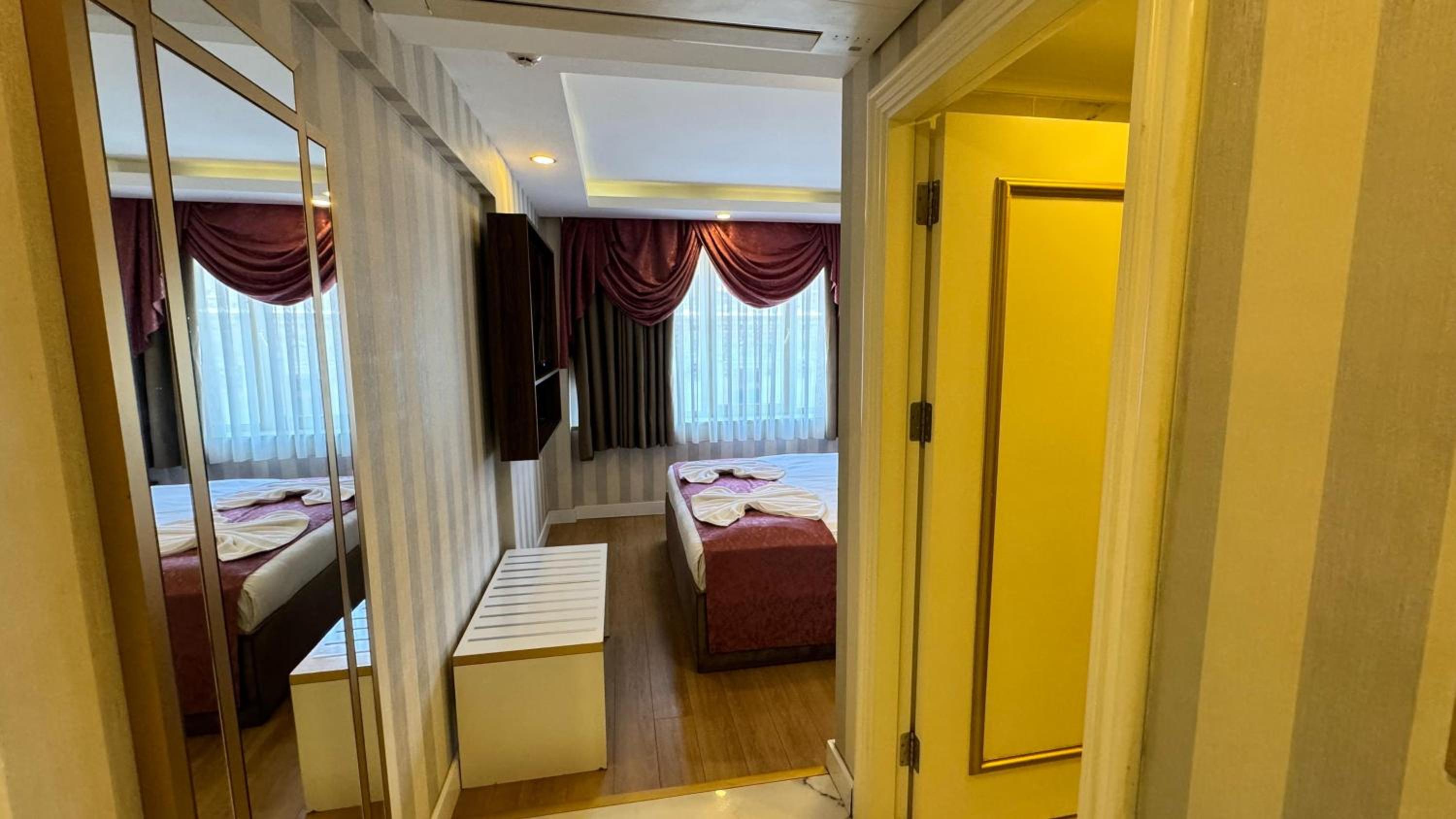 Burj Al İstanbul - Image 13