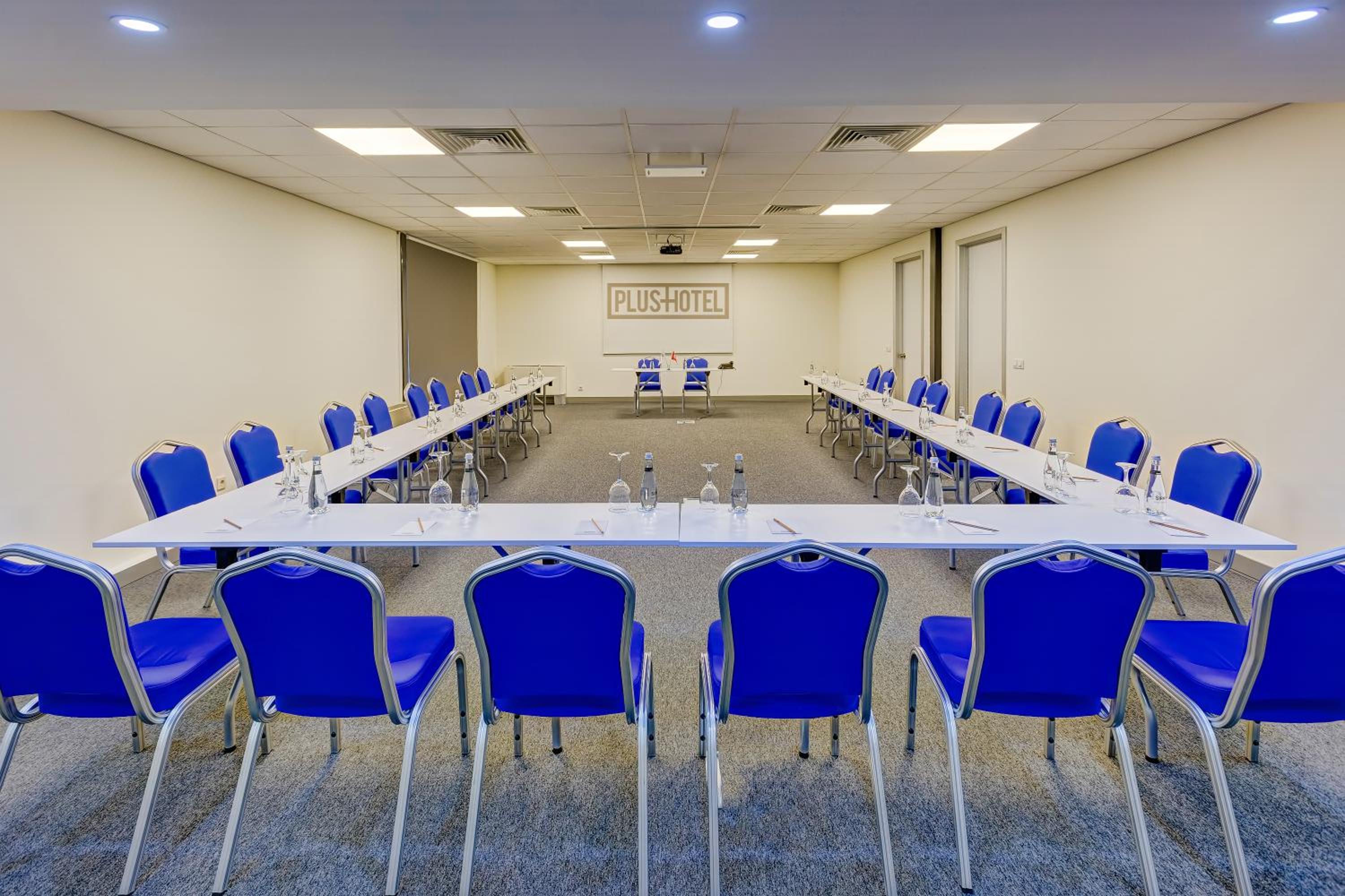 Plus Hotel Bostancı Ataşehir - Image 9