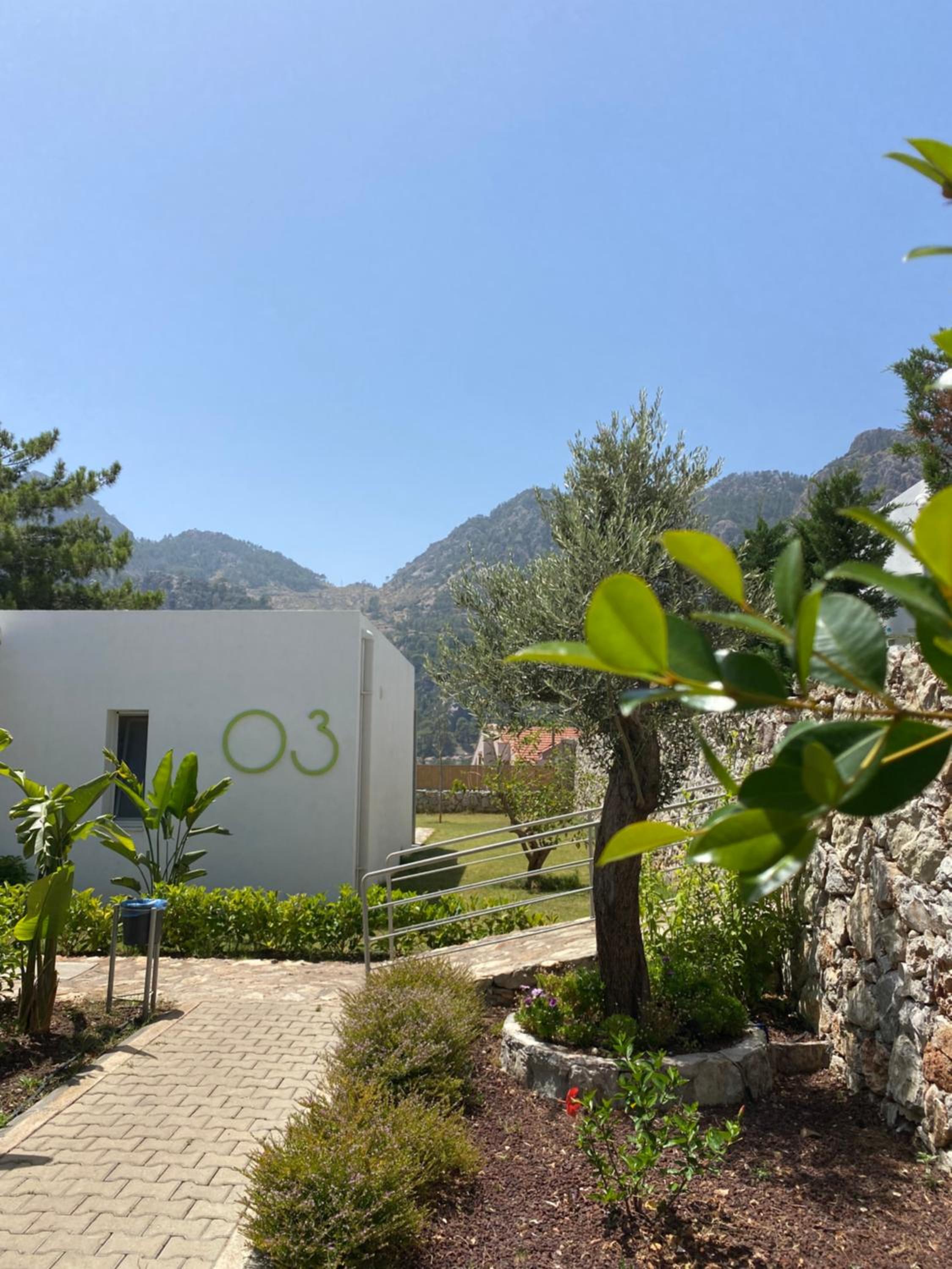 Z-Villas Beach Hotel - Image 114