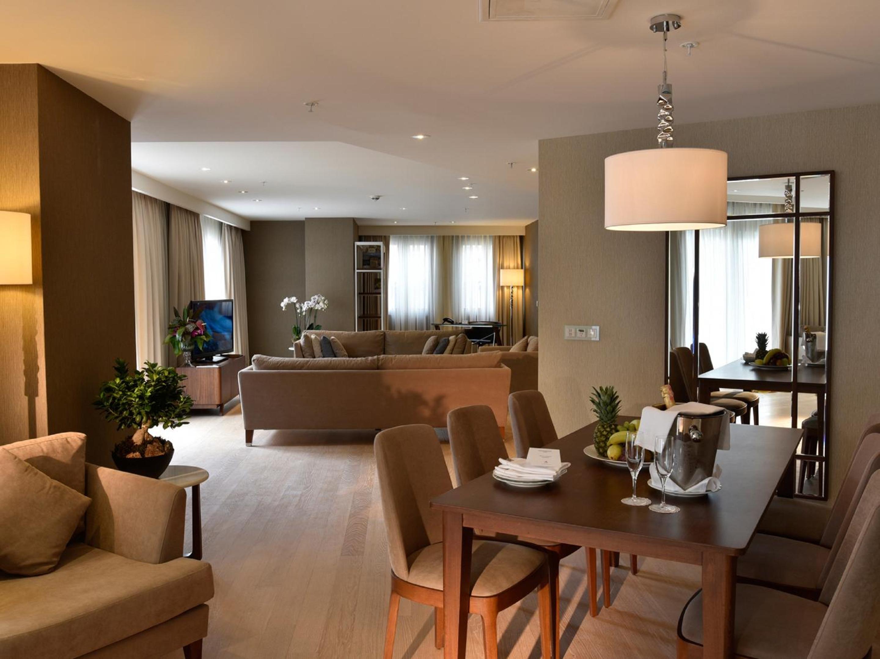 CVK Park Bosphorus Hotel Istanbul - Image 6