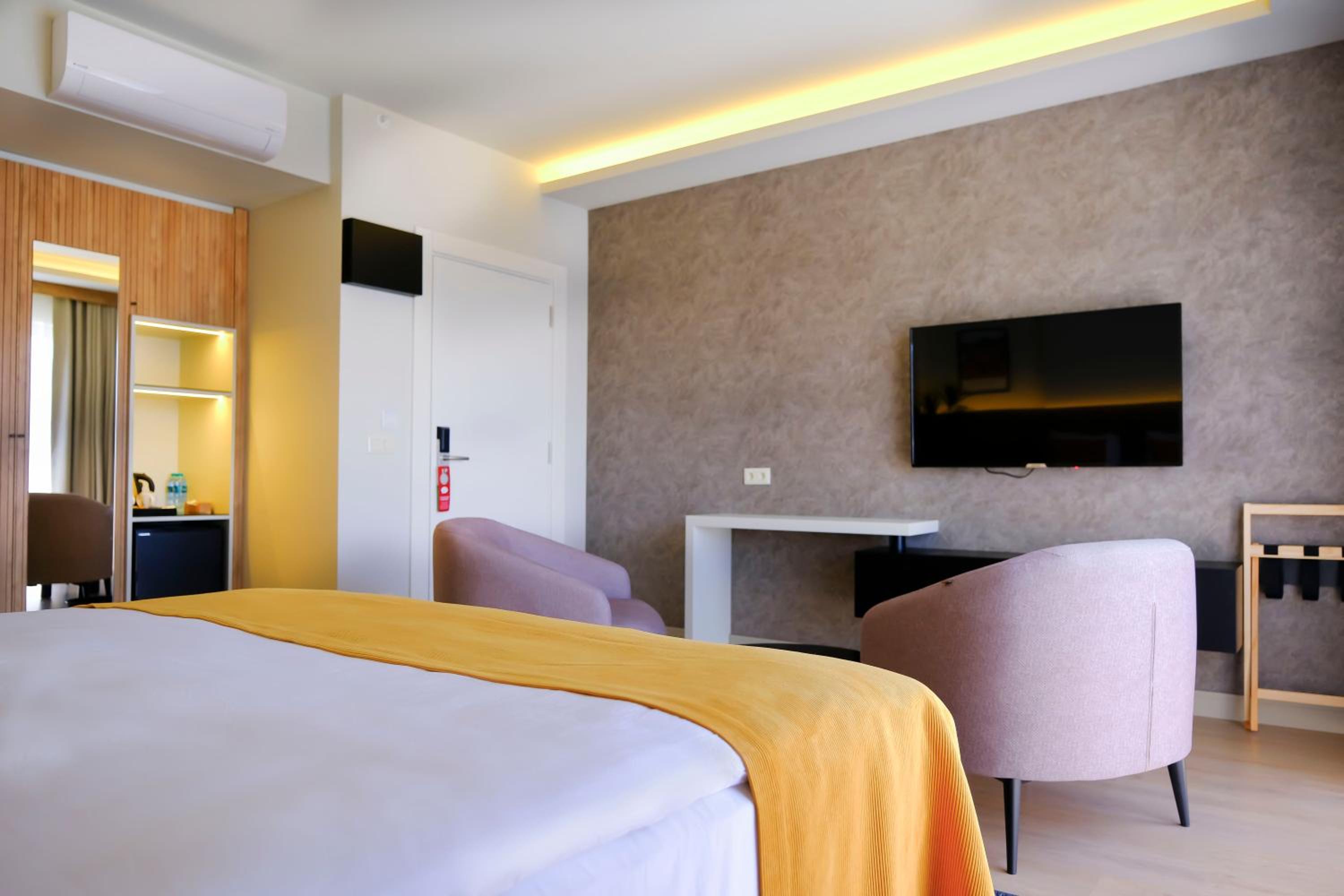 Dugi Hotel - Image 53