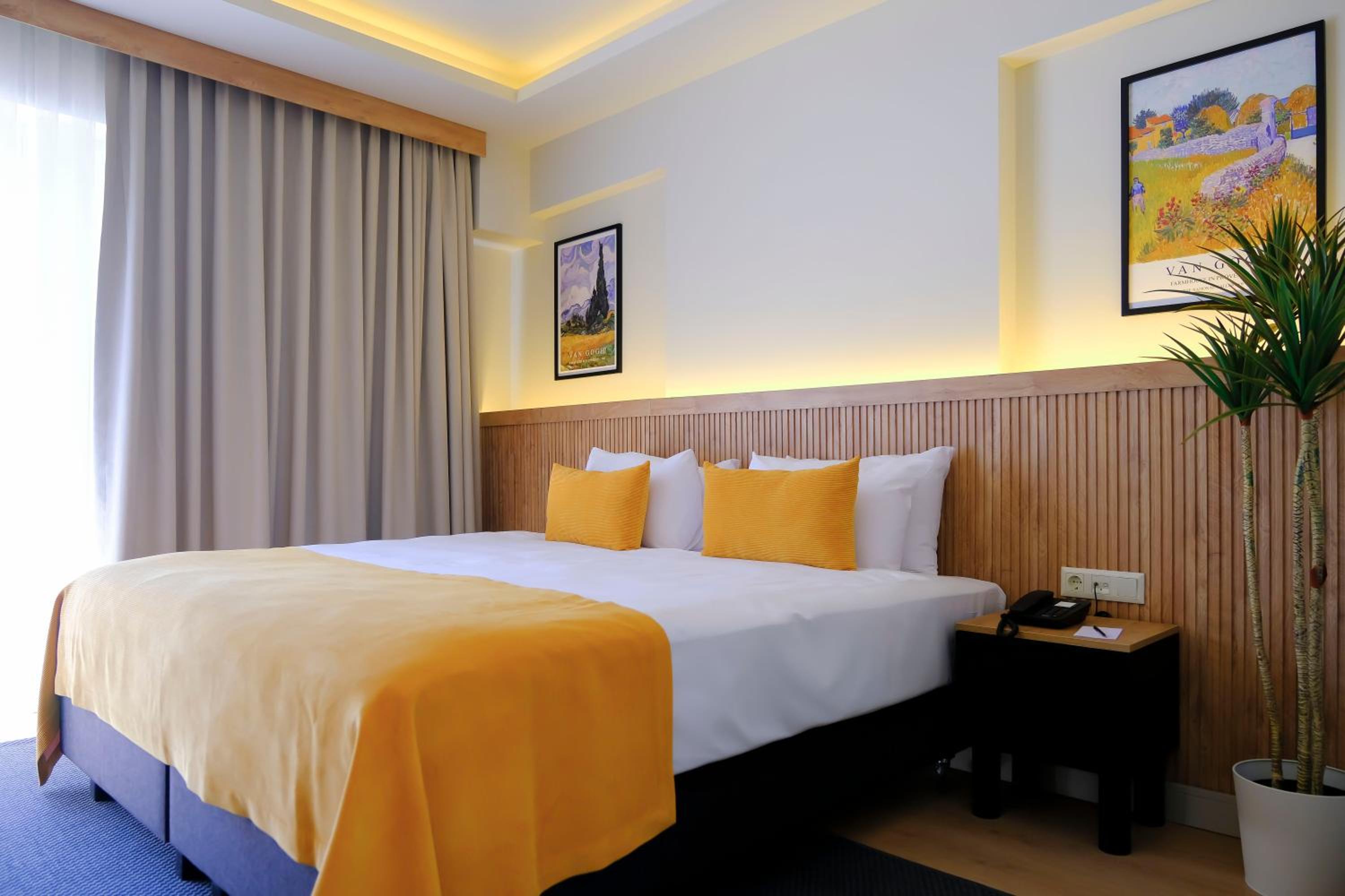 Dugi Hotel - Image 51