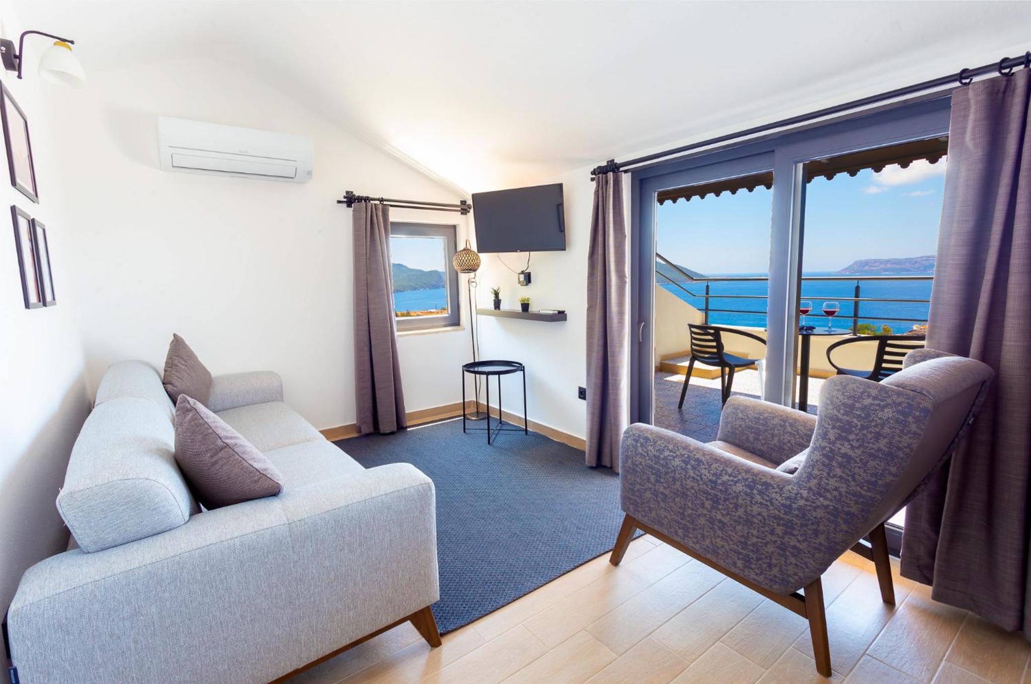 Lobelya Suites - Image 73