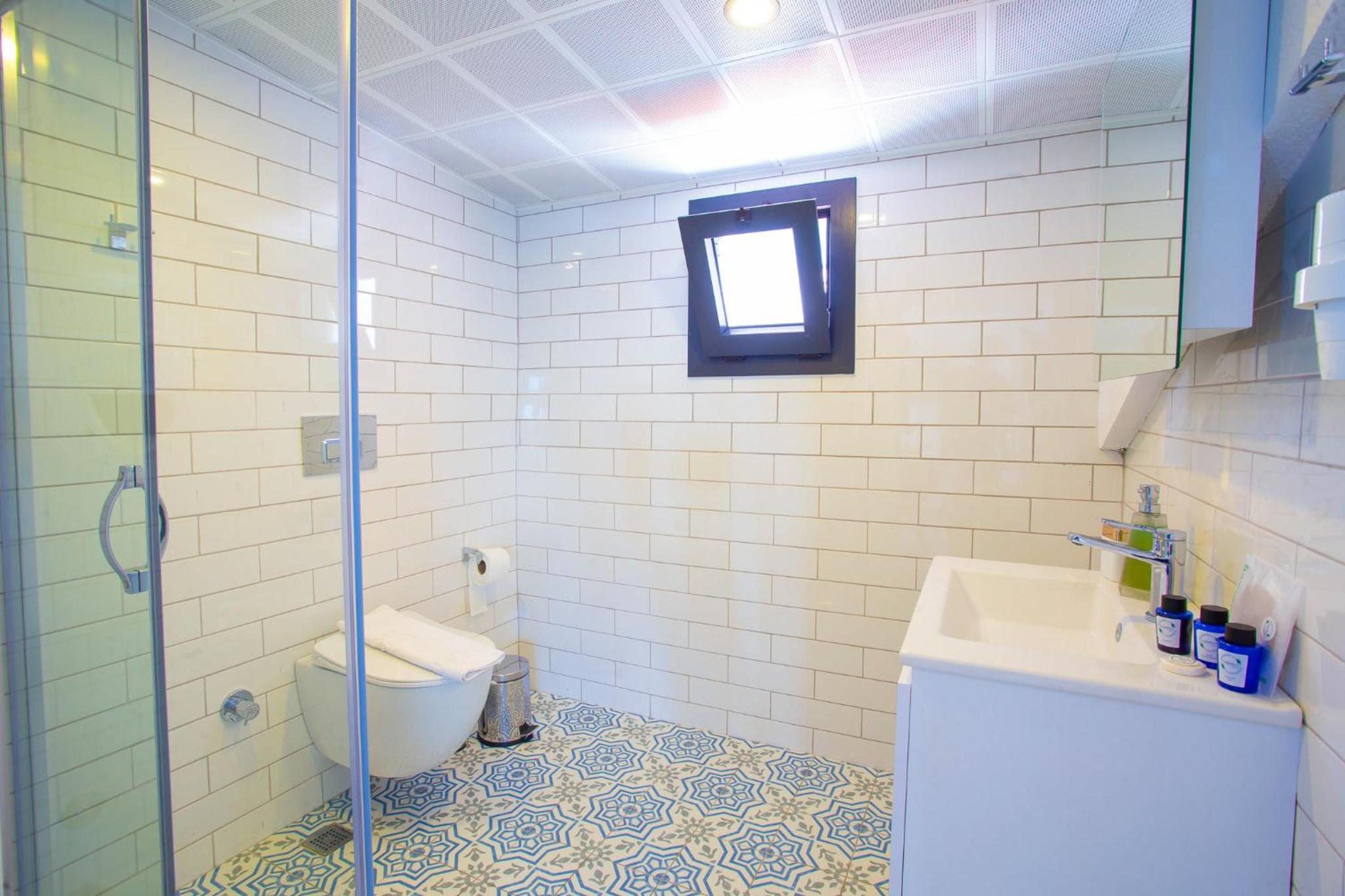 Lobelya Suites - Image 66